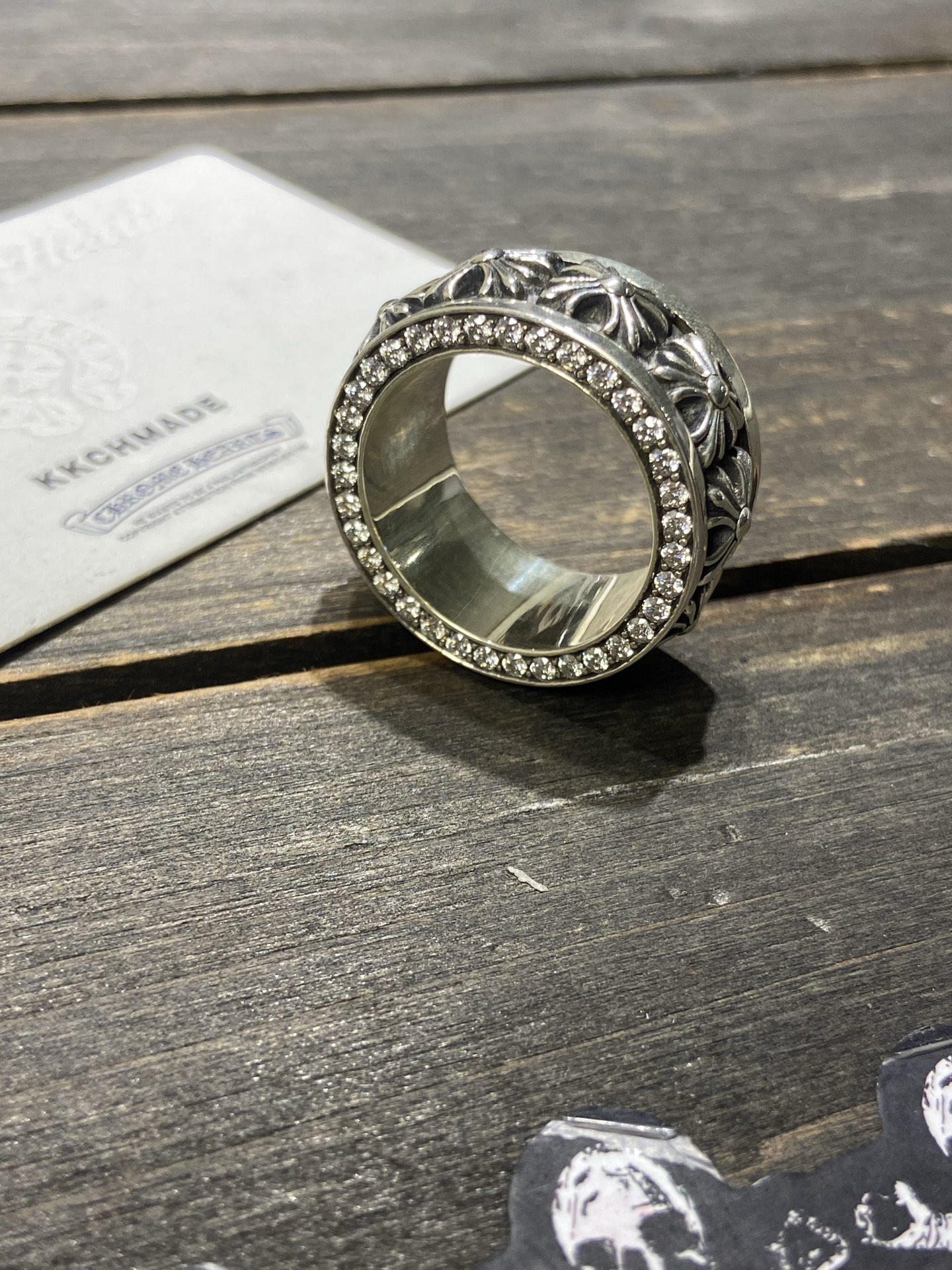 Custom-made for clients: VVS full diamond setting with rotating cross pattern 💎