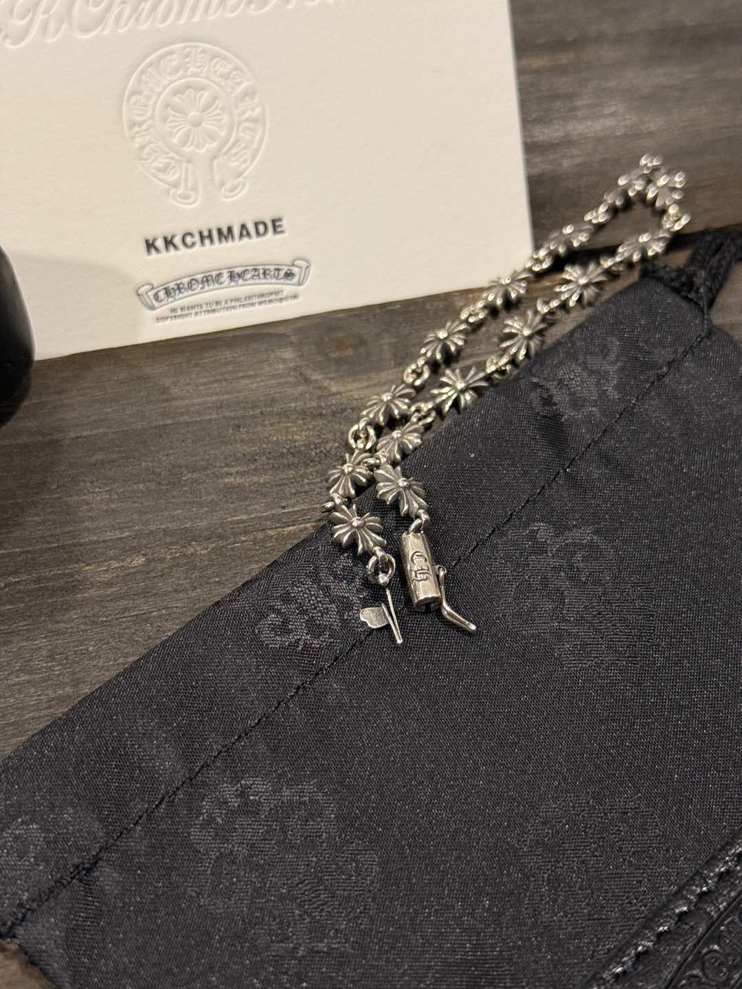 Customer order 🔝Tiny E cross bracelet