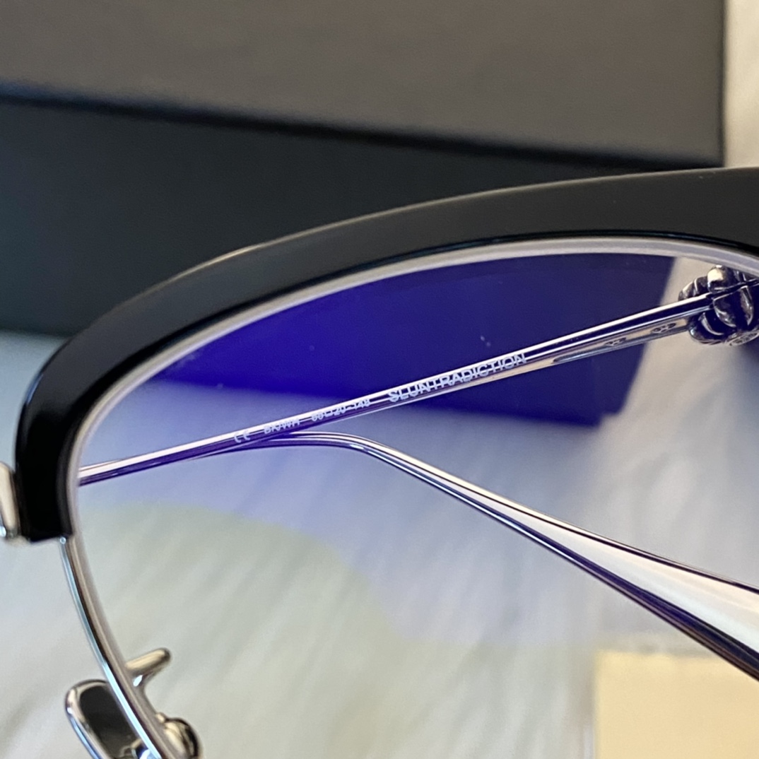 Chrome Hearts Black & Silver GlassesPure Titanium Frames, Available in Gold/SilverLikely the style worn by Xue Zhiqian, with Zeiss anti-blue light lenses