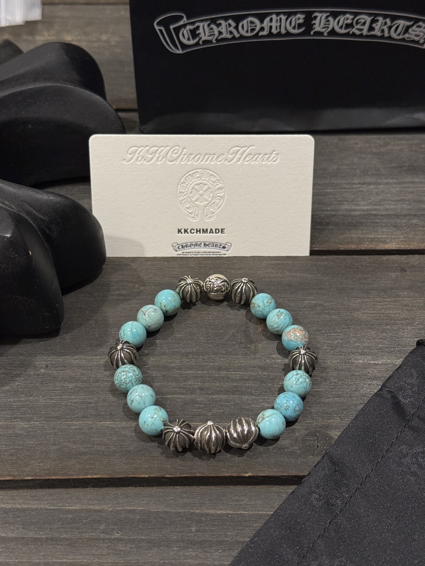 Customer order: turquoise 8-silver bead bracelet
