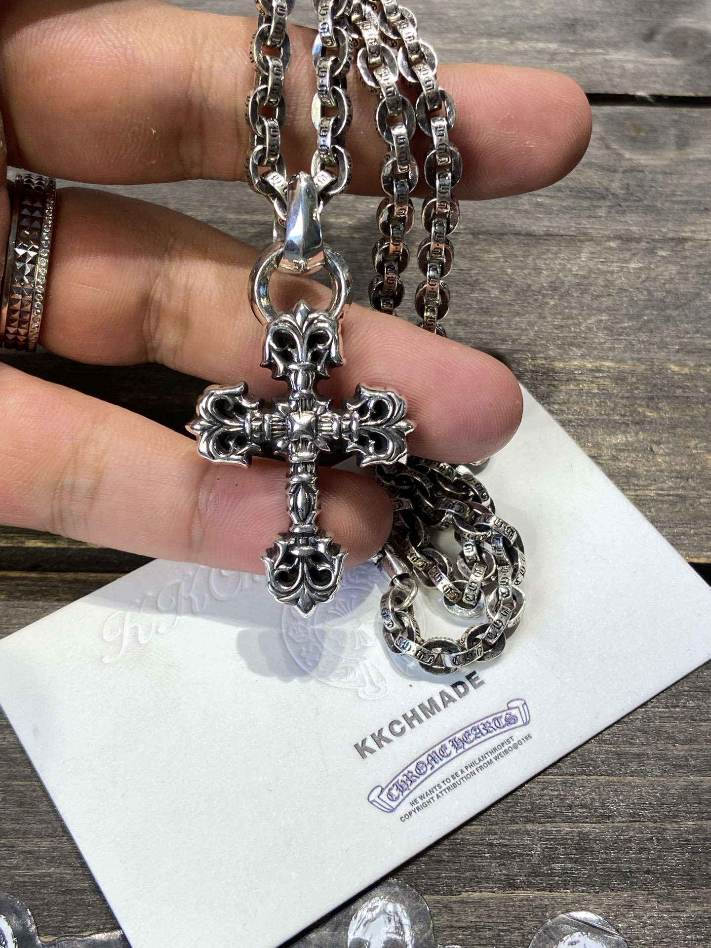 Hot-selling medium-sized flame cross + Pp letter chain