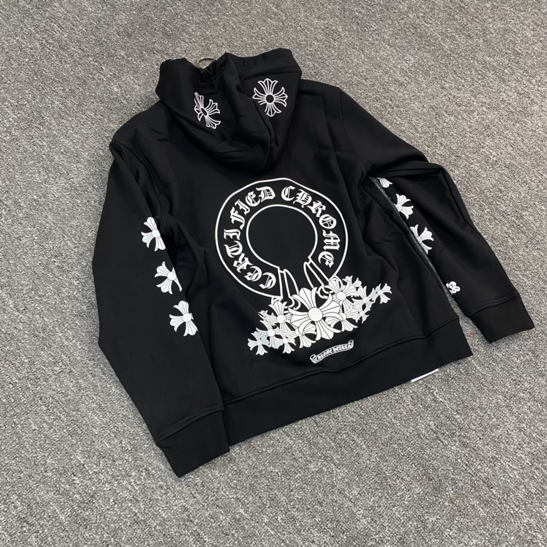 Chrome Hearts Limited Edition Cross-Patterned HoodieMade with 42-count 380g pure cotton fabric, featuring imported ink printing for a three-dimensional effect. Complex colors and high cost ensure perfect production and quality!Sizes: M L XL XXL