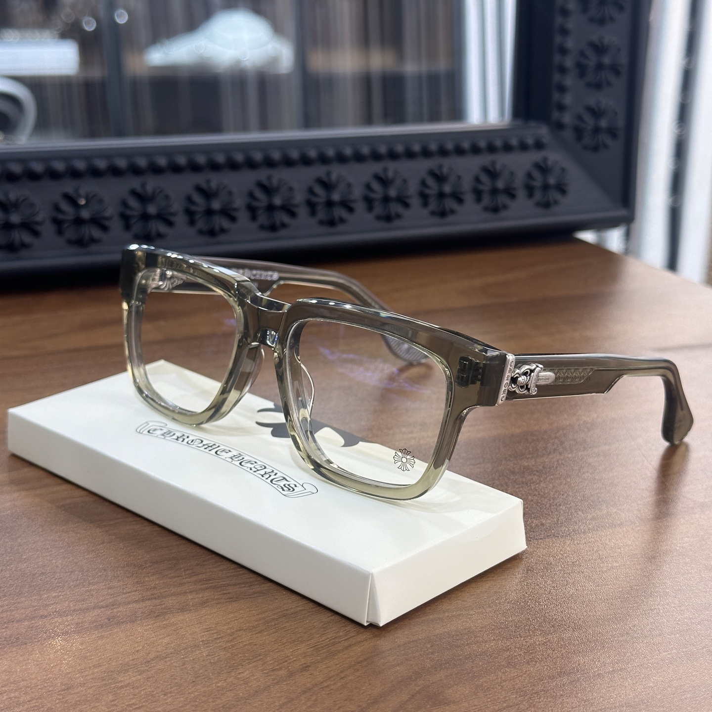 Glasses Model: BOX-OFFICER Size: 56-19-144