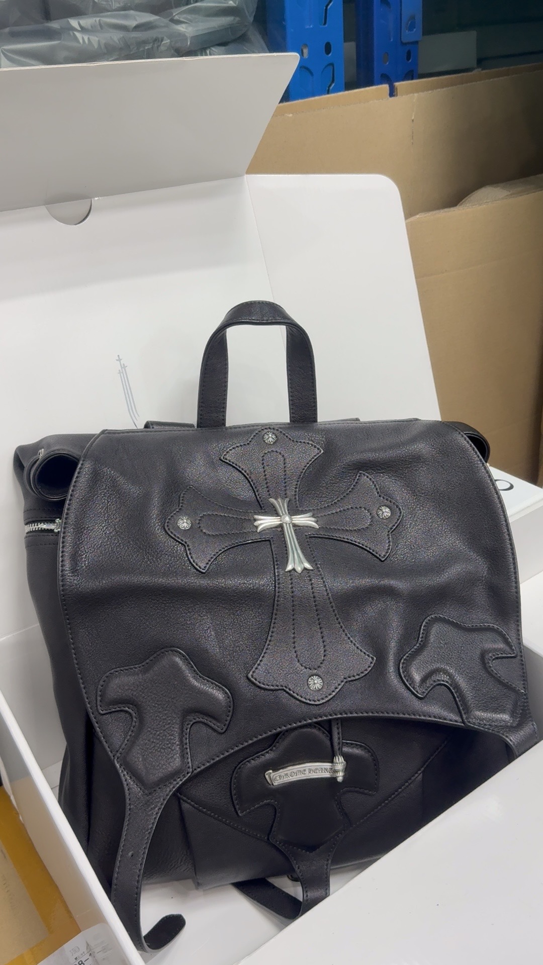 Customer-ordered cross-grain leather backpack