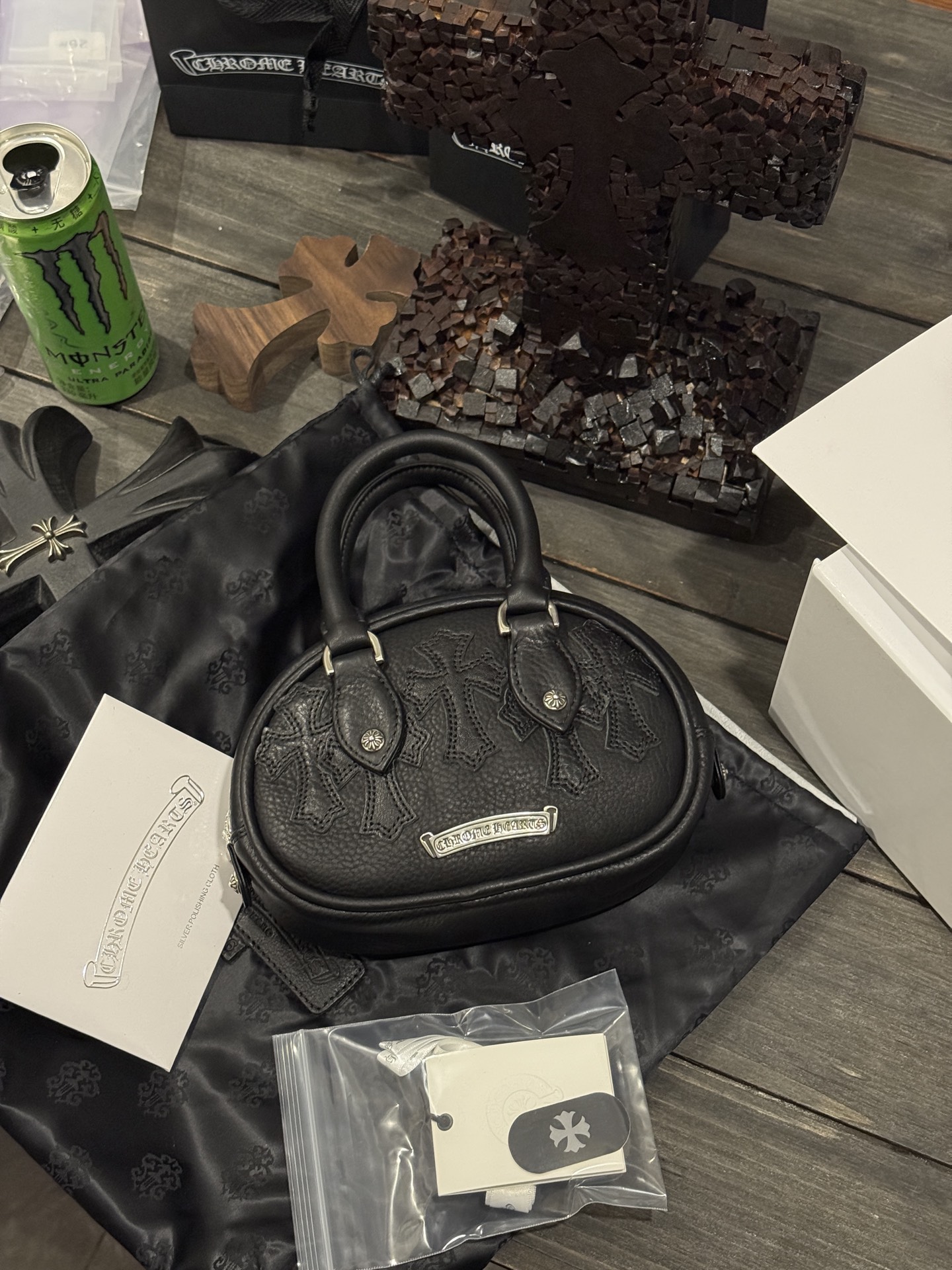 Quality, service, and experience are only comparable to those of department store counters.