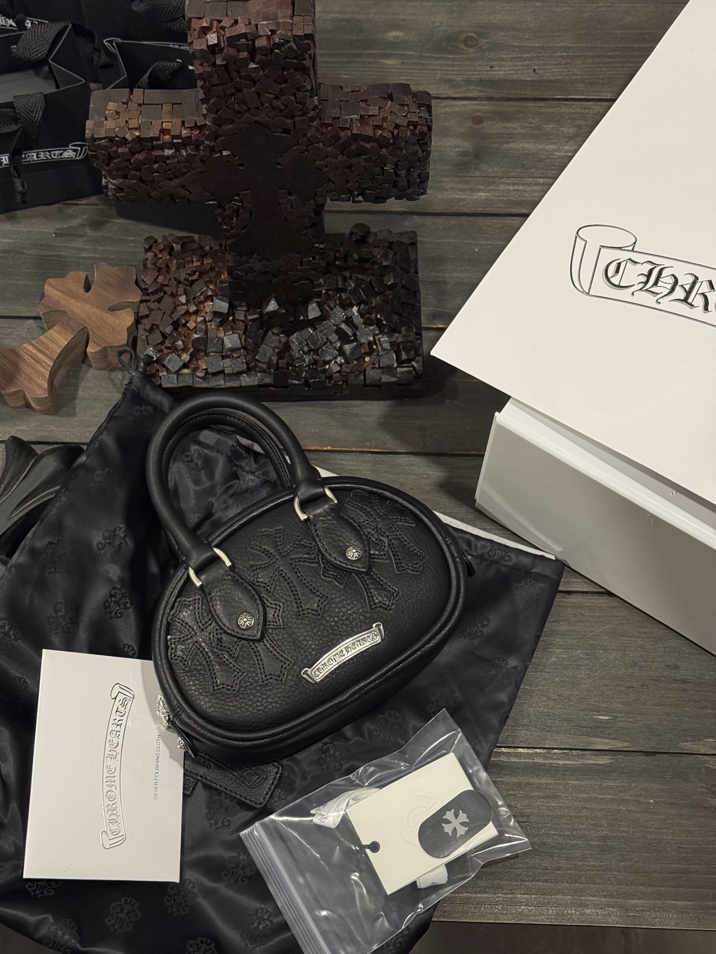 Quality, service, and experience are only comparable to those of department store counters.