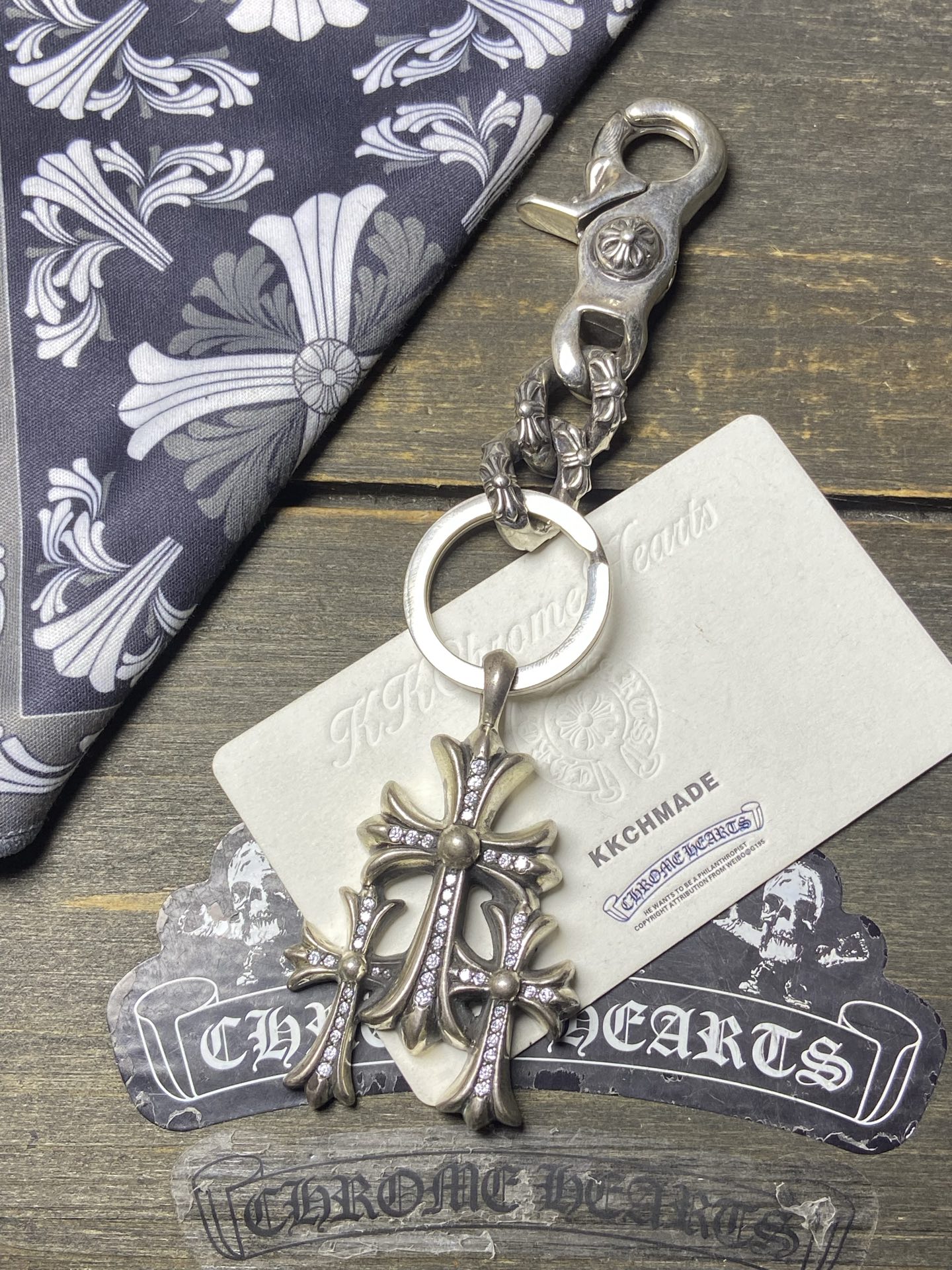Full-Deck Thirty-Word Keyring Half-Flower Keyring