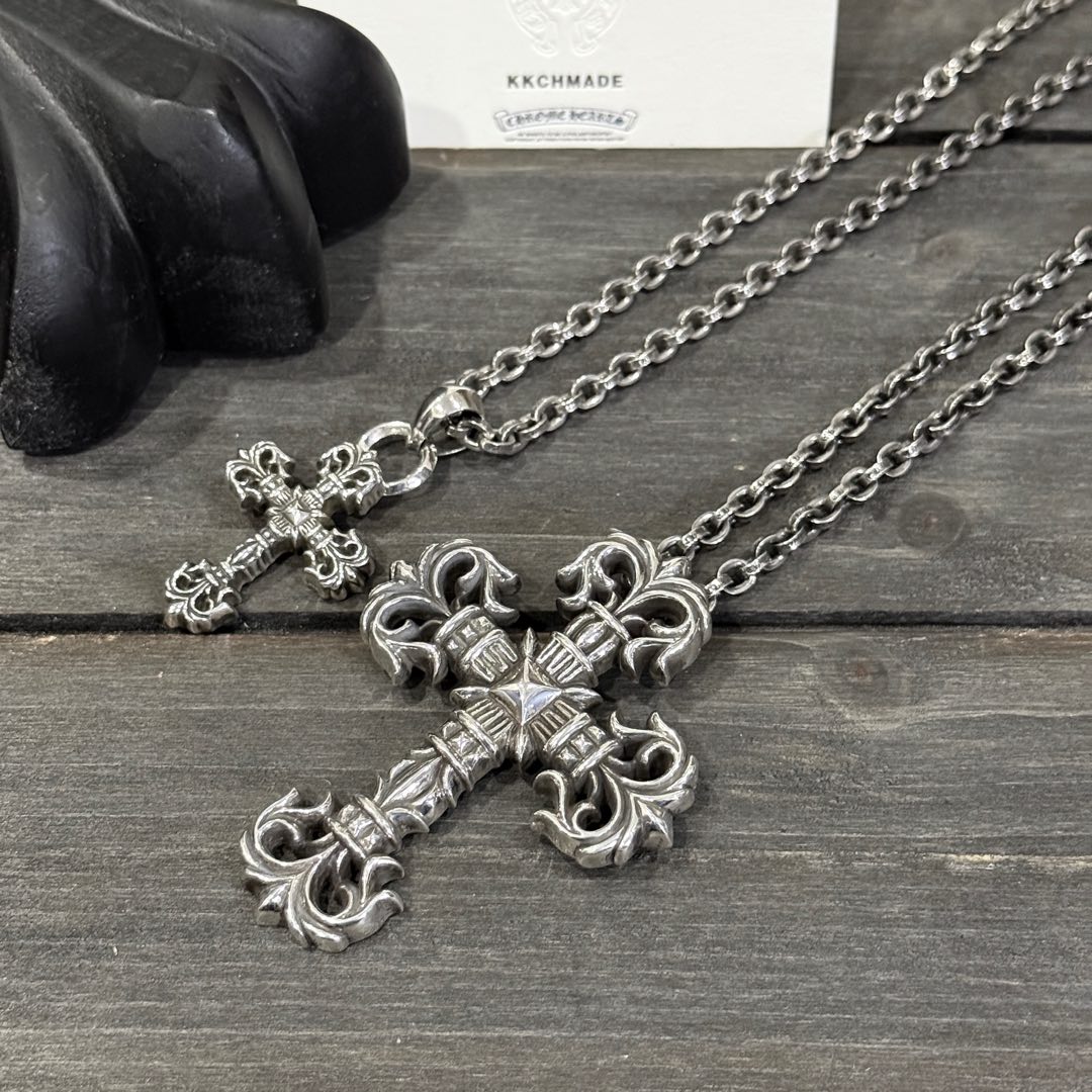 Customer order: Large & Medium Flame Cross + PP Letter Chain