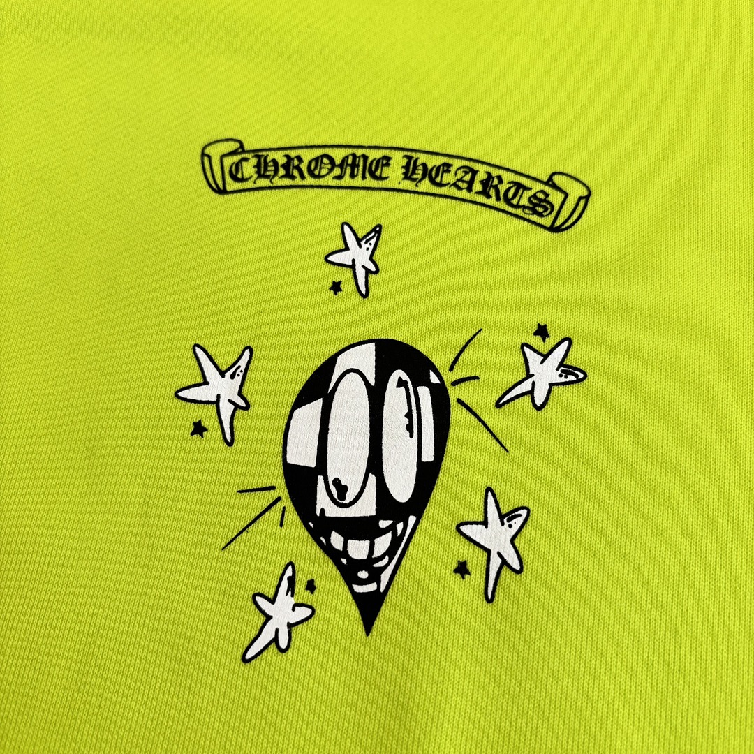 Chrome Hearts CH Matty Boy Hoodie, 450g fleece lining, soft and warm against the skin. Multi-layered mesh print for a premium feel. A must-have for fall and winter. Sizes S, M, and L.