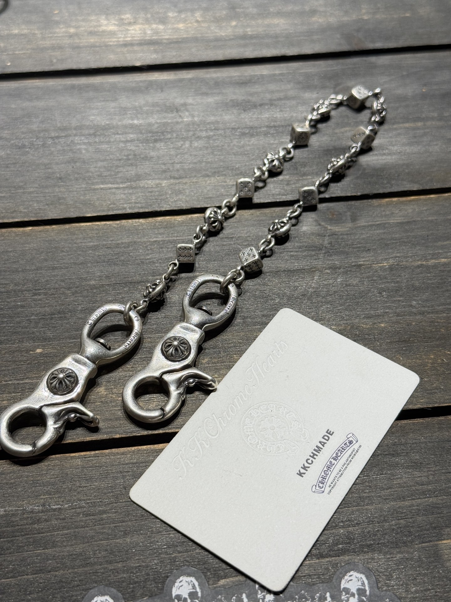 Double-headed lobster buckle, God of Gamblers dice trouser chain, limited stock available.