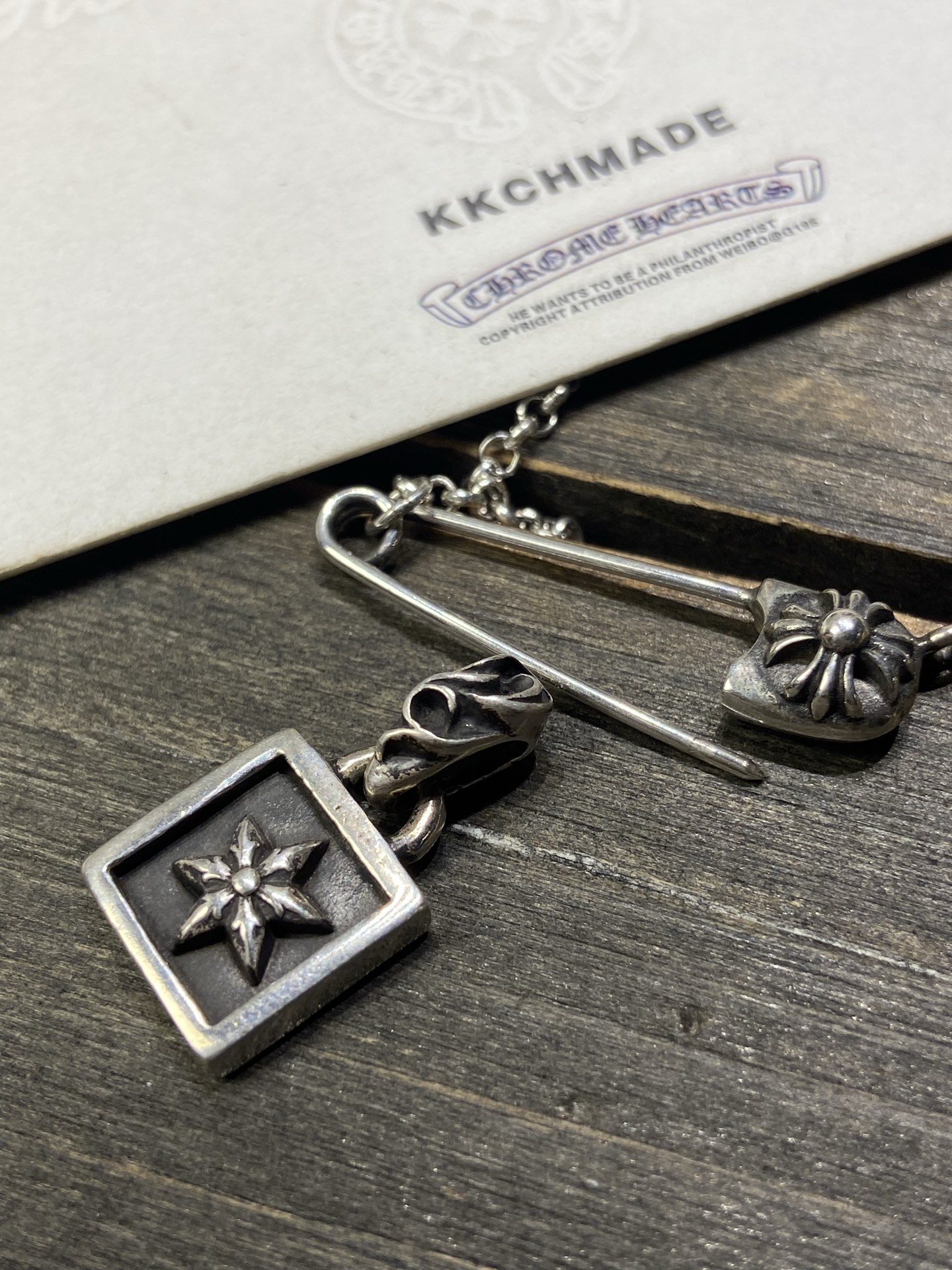 Six-pointed star square plaque, available in stock.