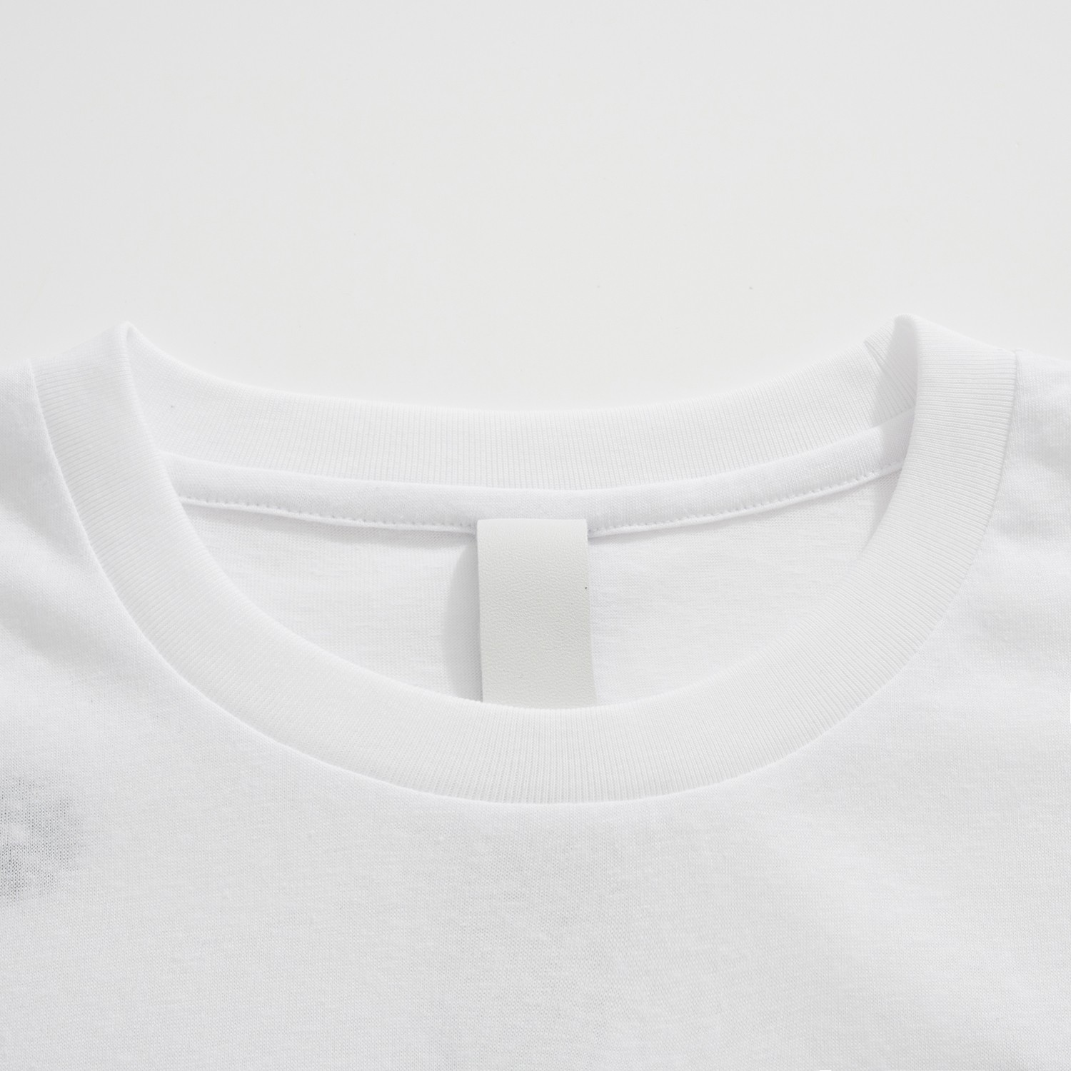 CH Chrome Hearts Sword Embroidered Long-Sleeve Base Layer T-Shirt, Women'sCustom-dyed fabric, cowhide collar label, sword embroidery on the chest, Sanskrit embroidery and cross embroidery on the backSizes S, M, L