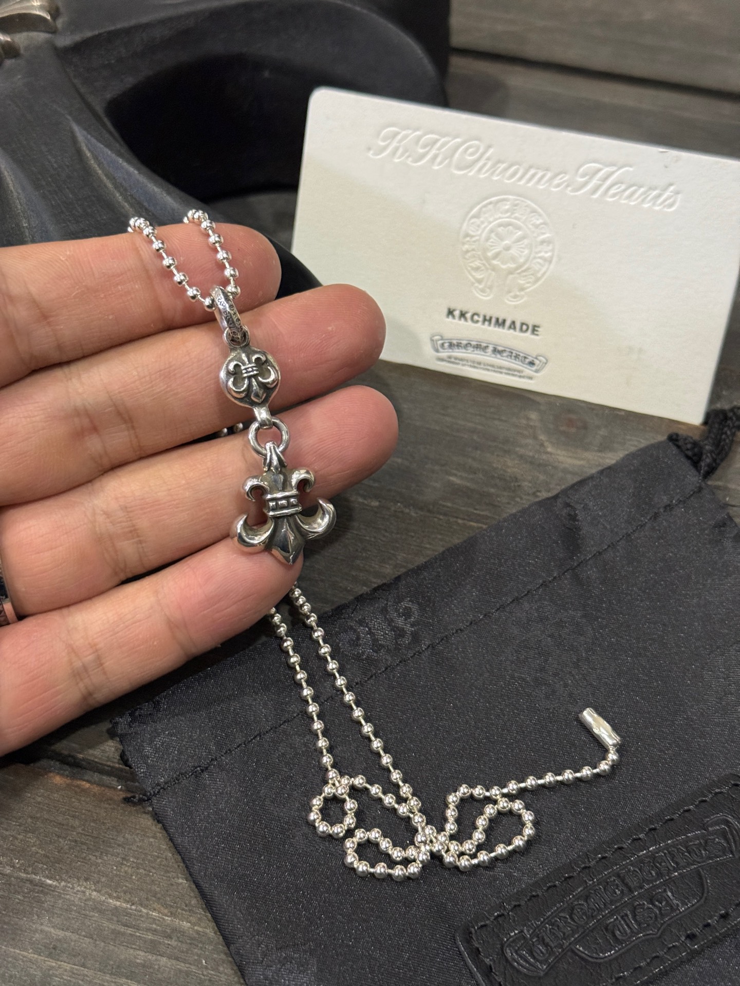 Customer order 🔝 Scout pom-pom chain