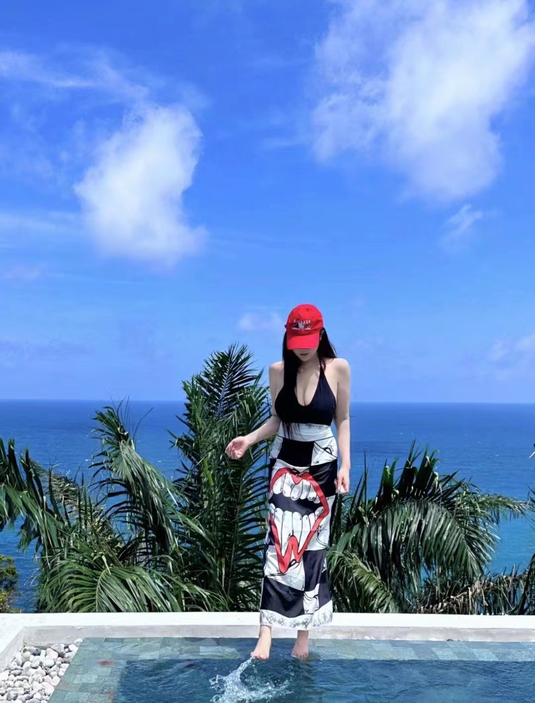 Exclusive Matty Boy collaboration scarf available online.