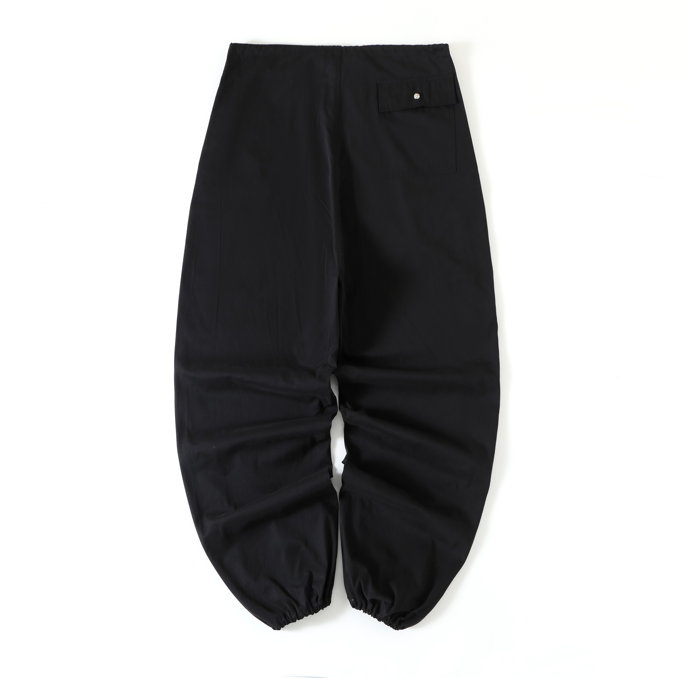 CH Chrome Hearts 24ss Drawstring Wide-Leg Paratrooper PantsOriginal version purchased for over 20,000 RMB. Made of military green custom-dyed pure cotton fabric, 200g, thick and breathable. Sizes are the same as the original, only one size available