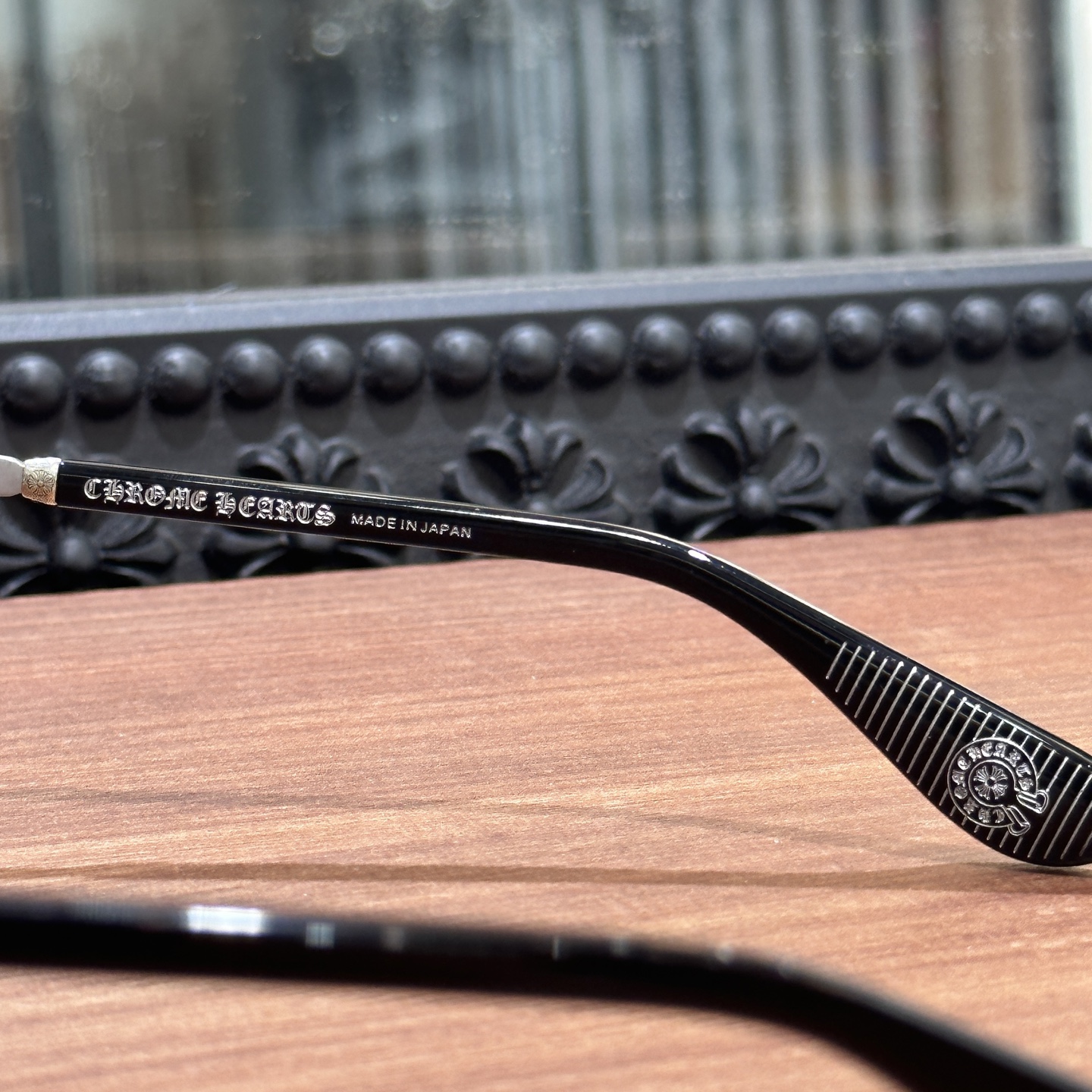 CH Eyeglasses Model: BONENNOISSEUR II Size: 53-19-150