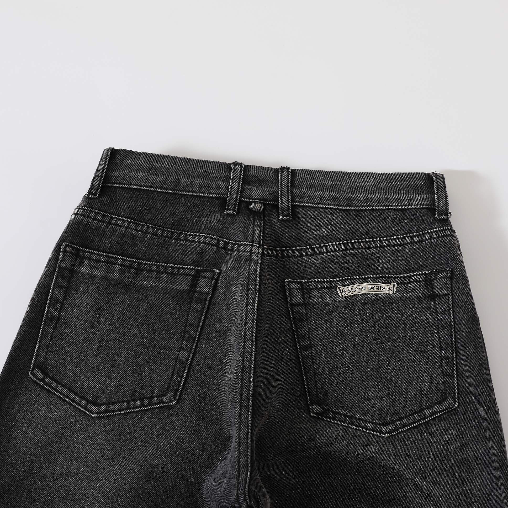 CH Limited Edition Gray Knee-Washed Jeans with Flame Design. Features a distressed, heavily washed knee design. This style is not form-fitting and can be worn as a base layer. Natural wash, comfortable and versatile. Sizes 27, 28, 30, 32, 34, 36.