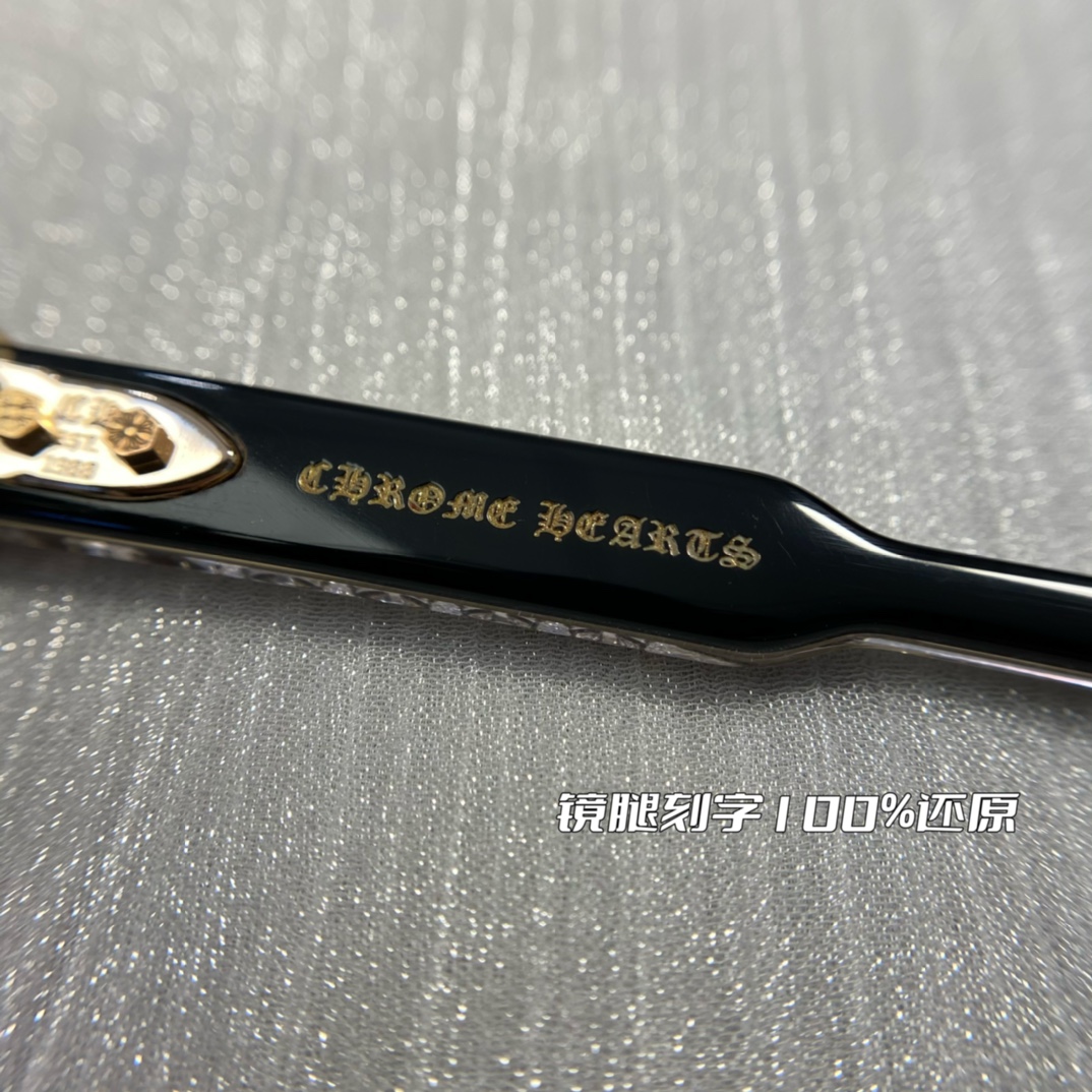 [Annual Mega Release] Those who frequently follow my WeChat Moments should know that I purchased these glasses from a reseller last April. The manufacturing process was extremely complex, taking a full year and dozens of revisions, wasting many molds