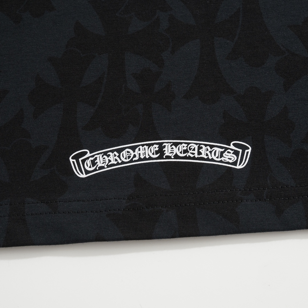 CH Chrome Hearts Embossed Print Short-Sleeve T-ShirtCustom Embossed Cross Fabric, Horseshoe Print on Front, Scroll Print with Traditional Chinese Characters on Back, Drawstring DesignSizes S, M, L