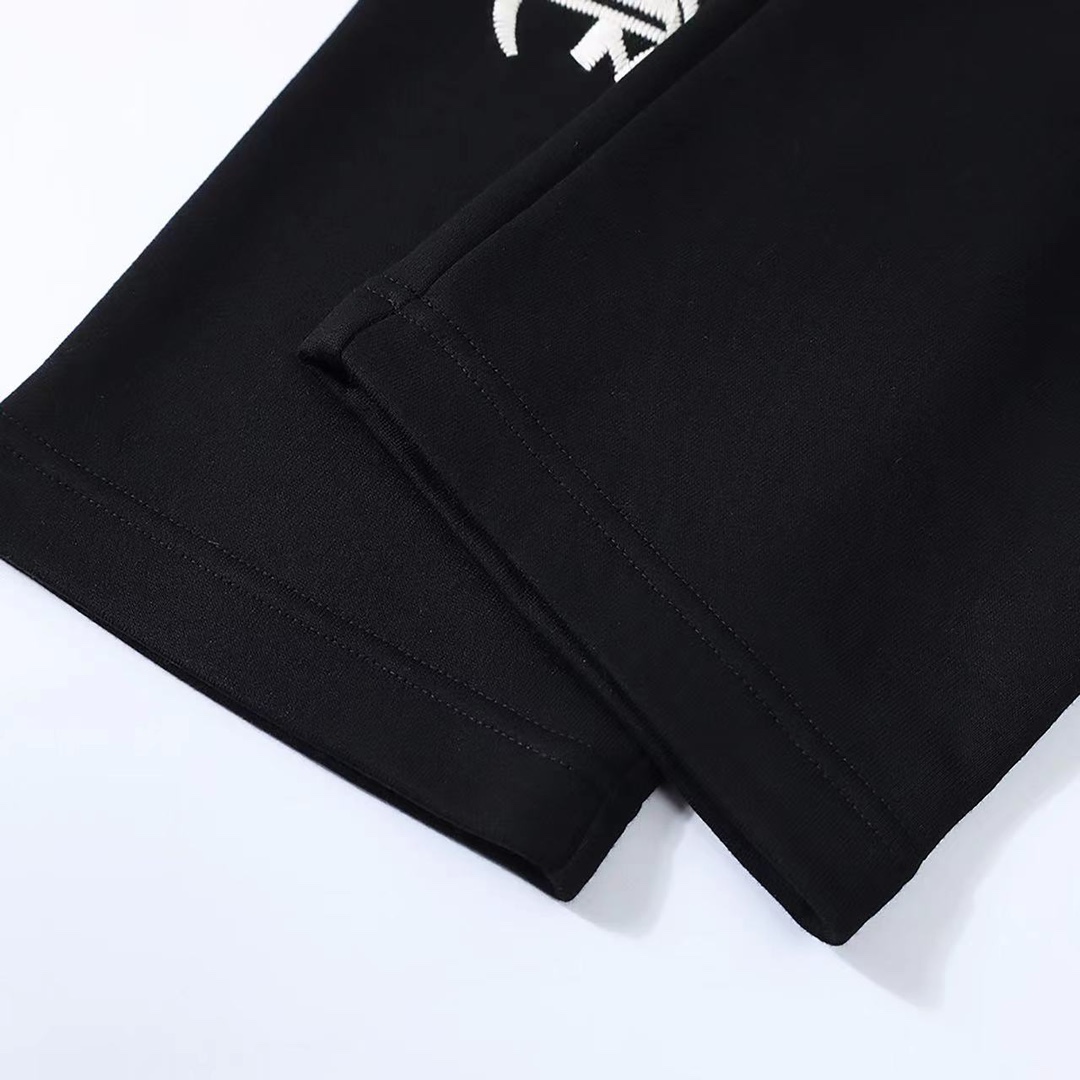 CH Rock Limited Edition Chestnut Brown Casual Fleece Sweatpants. Custom-woven and dyed 480g thick pure cotton knit fabric with added fleece. Made with imported top-grain lambskin (not ordinary artificial leather). Custom-made silver embellishments. W