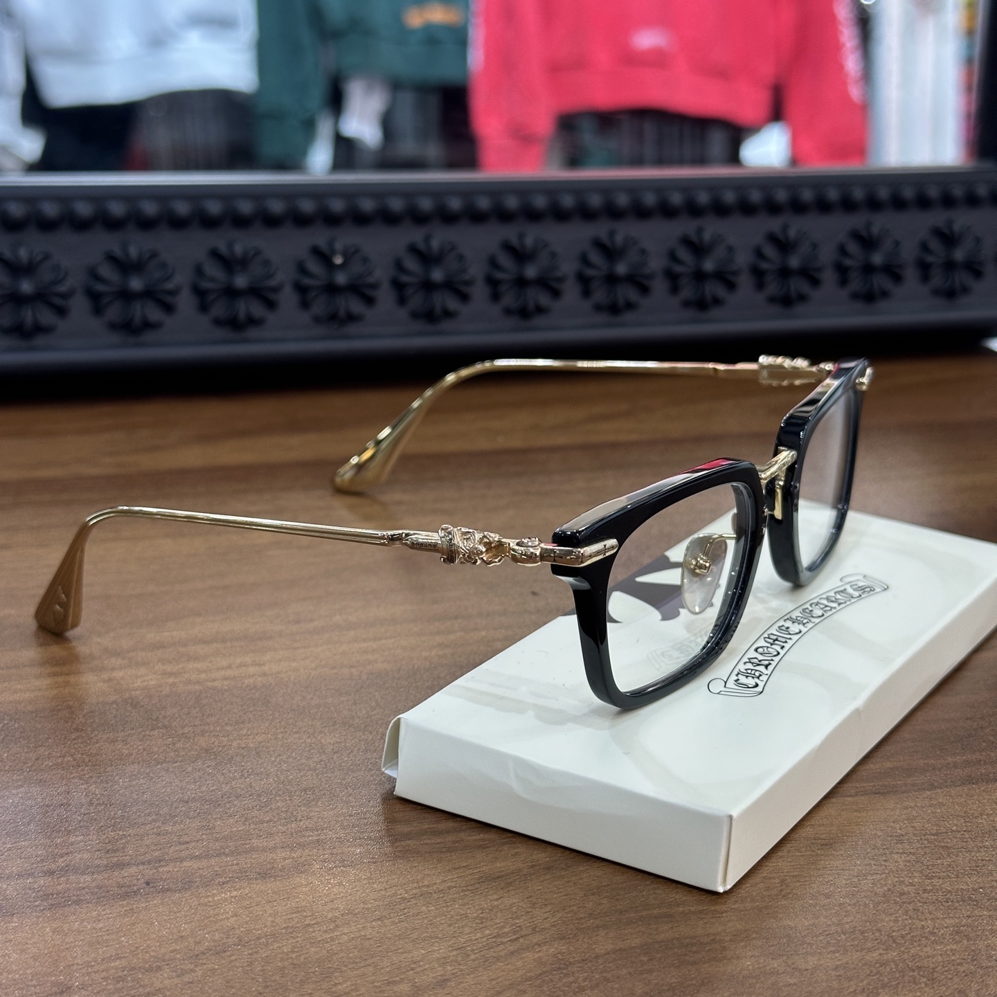 CH Sword Eyeglasses Model: CLOACOSize: 53-22-145