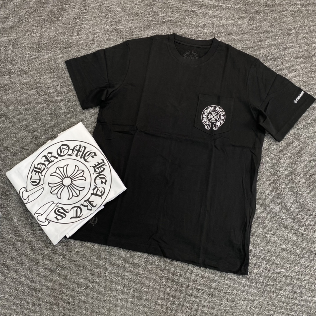 Chrome Hearts CH Horseshoe Cross Tee, custom-woven and dyed 210g combed cotton, screen printing with precise overlay coloring. The best Chrome Hearts tee online. Comes with full sherpa paper packaging.Sizes: S, M, L, XL, XXL. All sizes in stock.