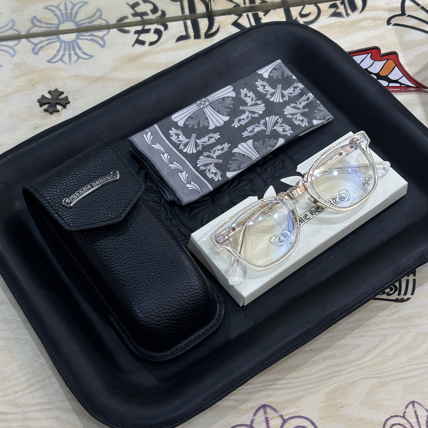 Chrome Hearts Eyeglasses Frames Model: DUCK BUTTERSize: 52 (21-152)Three Colors: Black/Silver, Black/Gold, Transparent Gold