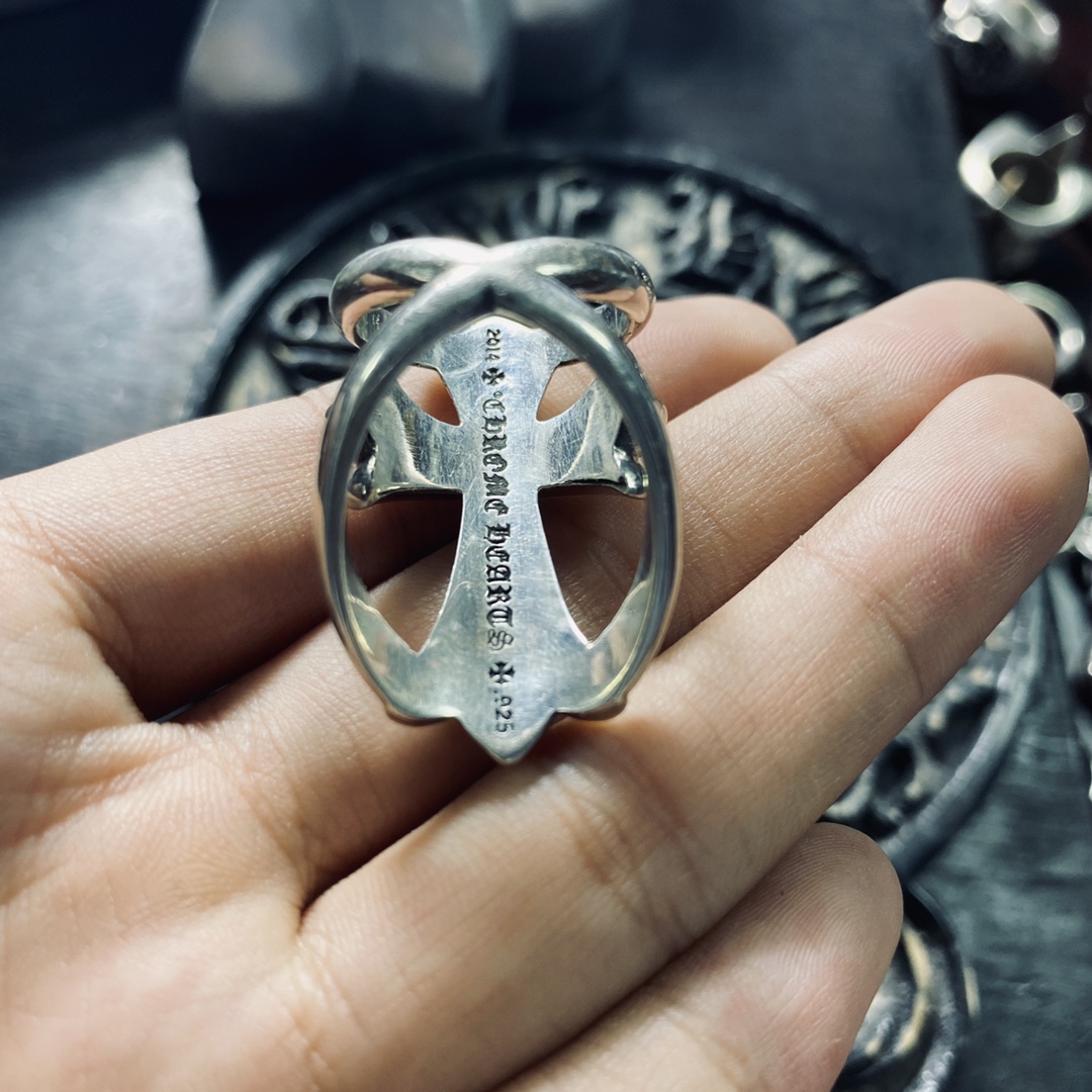 Authentic KK Chrome Hearts ring, long openwork cross flower design.