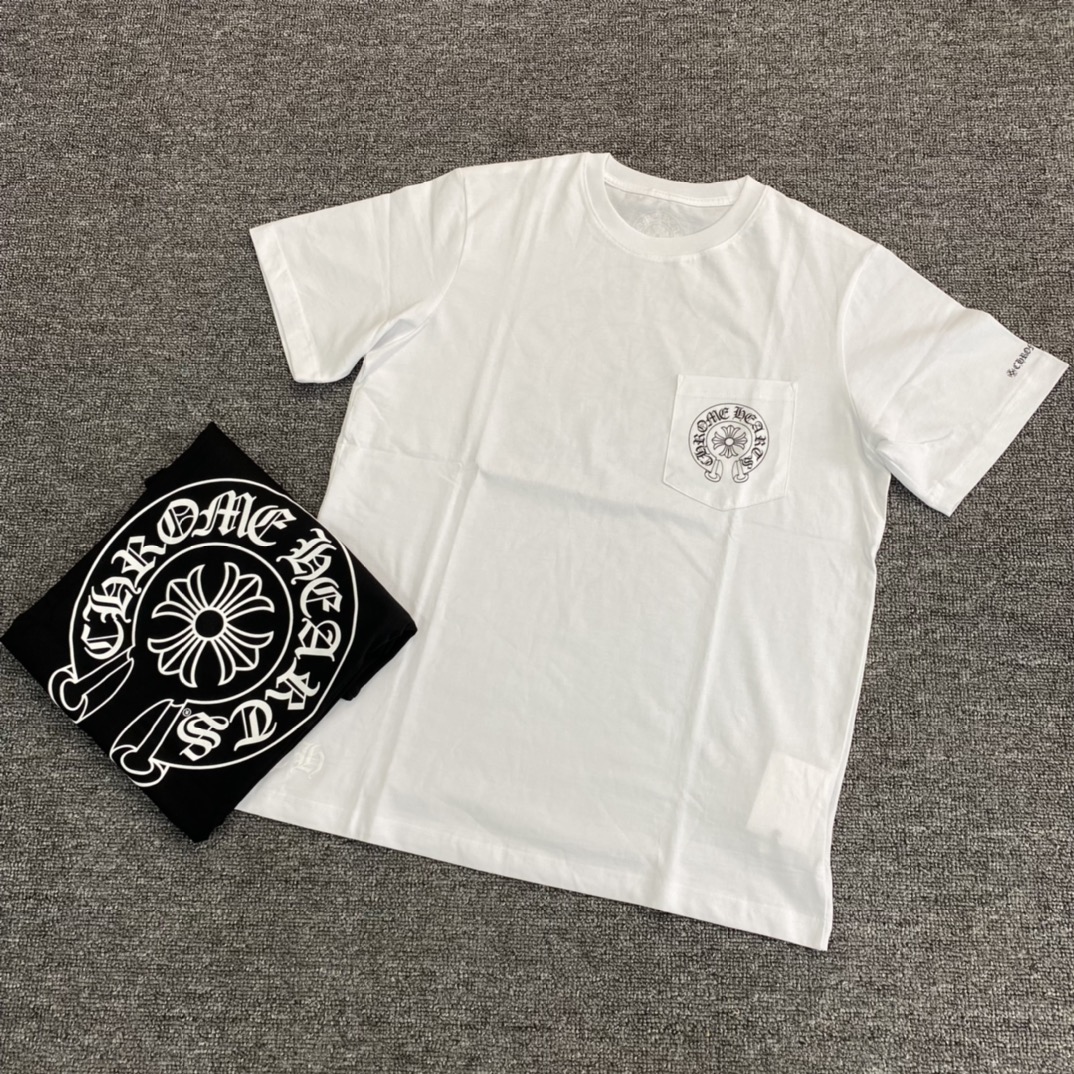 Chrome Hearts CH Horseshoe Cross Tee, custom-woven and dyed 210g combed cotton, screen printing with precise overlay coloring. The best Chrome Hearts tee online. Comes with full sherpa paper packaging.Sizes: S, M, L, XL, XXL. All sizes in stock.