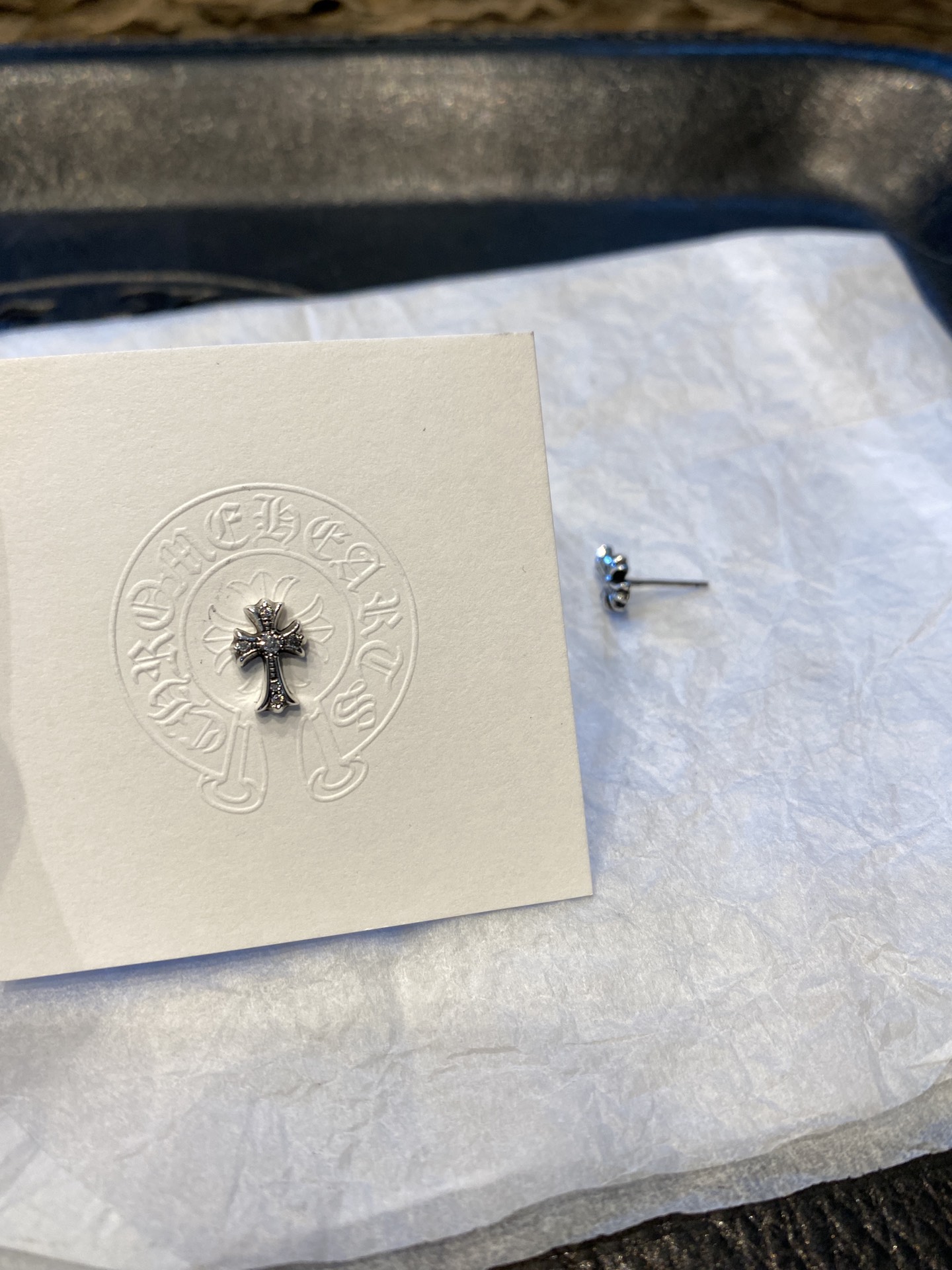 Limited stock available 🔝D color moissanite long cross stud earrings