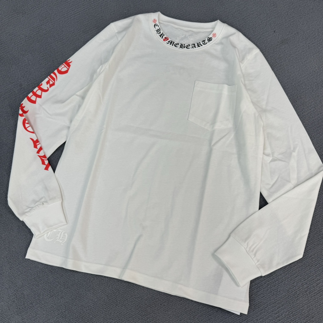 Chrome Hearts' latest CH X RollingStone Las Vegas exclusive long-sleeved shirtMade of 280g pure cotton, with imported ink and gold powder printing for a three-dimensional effect. Custom-made to perfection, distinct from mainstream market products.