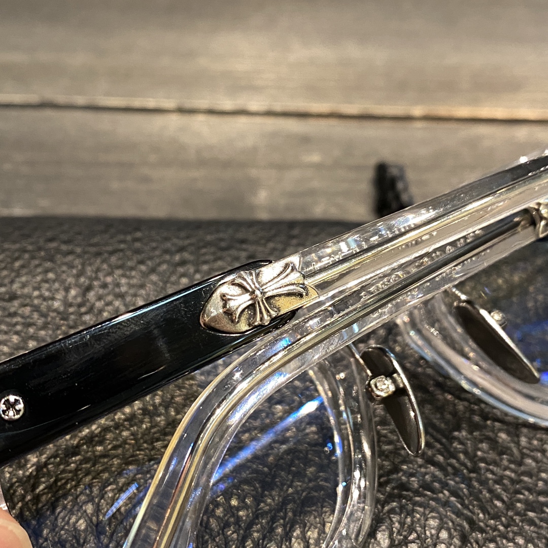 Chrome HeartsJENNATAILYEA Transparent Frame Long Cross Glasses925 Sterling Silver, Imported Acetate, Large Frame, Perfect for a Natural Look, Suitable for Both Men and Women, Simple and Elegant, Multiple 925 Sterling Silver Adornments, Very Luxur