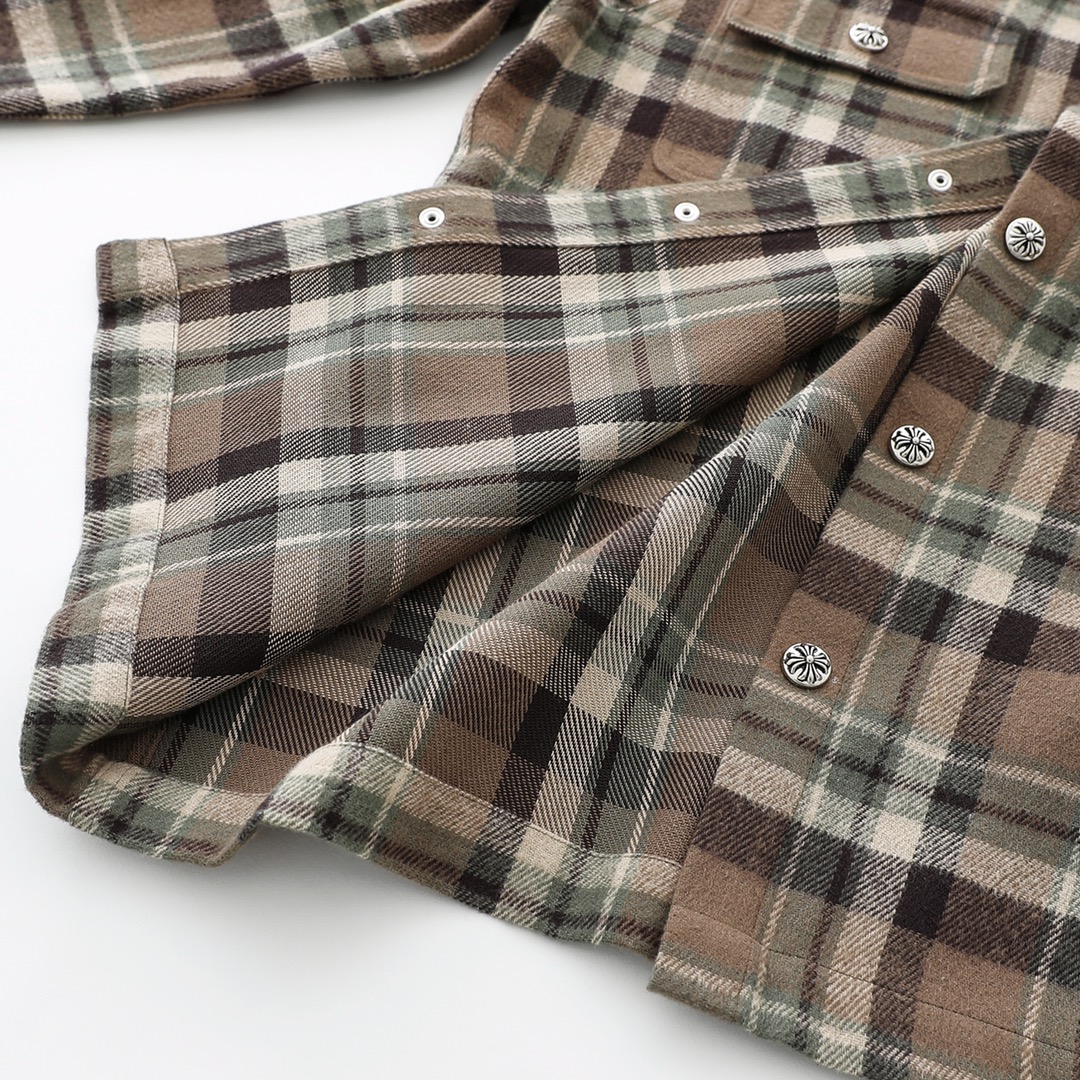 CH New Flannel Plaid Shirt. Made with 11-count double-ply 240g (260g after washing) cotton blend flannel. Features include brushed front, laser infrared positioning, hand-cutting, and all-around alignment. Custom 12mm and 18mm snap buttons, custom 92