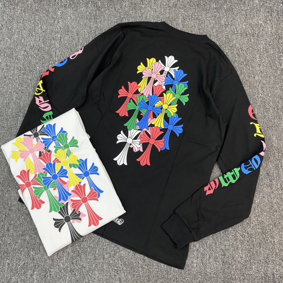 Chrome Hearts Colorful Cross Long-Sleeve ShirtFurthermore, the fabric is custom-woven and dyed at 40% weave, 230g pure cotton, single-sided reactive dyeing. The entire garment features a hand-printed design using thermosetting inks, resulting in a