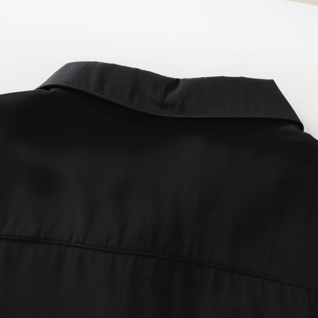 CH's new acetate cross shirt. Made of 140g premium genuine acetate material. Custom 925 silver buttons. Custom genuine leather cuffs. Hand-stitched buttons. Custom accessories. Unisex design. A street style statement. Excellent workmanship and qualit