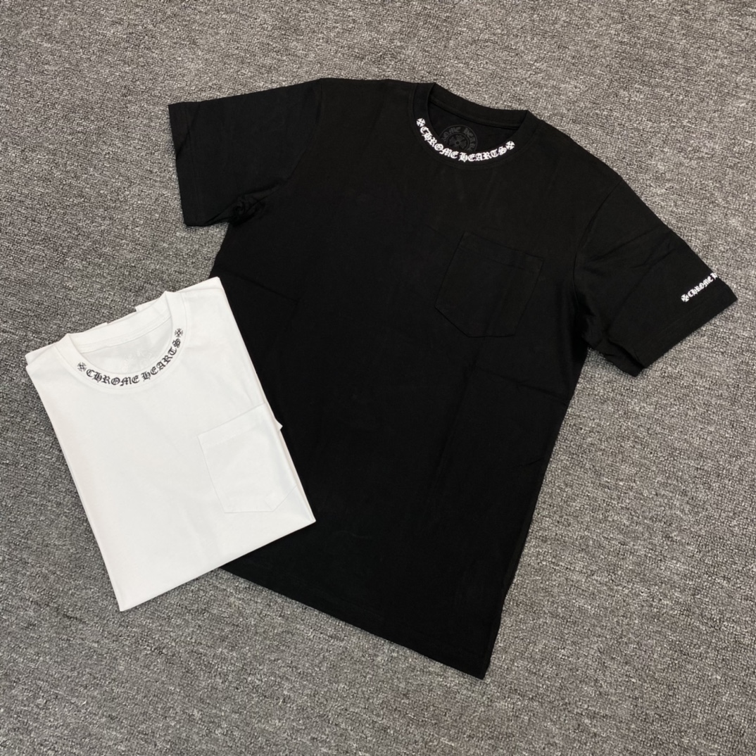 Chrome Hearts CH Simple Neckline Sanskrit Short-Sleeve T-ShirtFabric: Custom-woven and dyed 40% count 230g pure cotton, single-sided reactive dyeing. The entire garment features a hand-printed thermosetting ink, resulting in a slightly matte finish