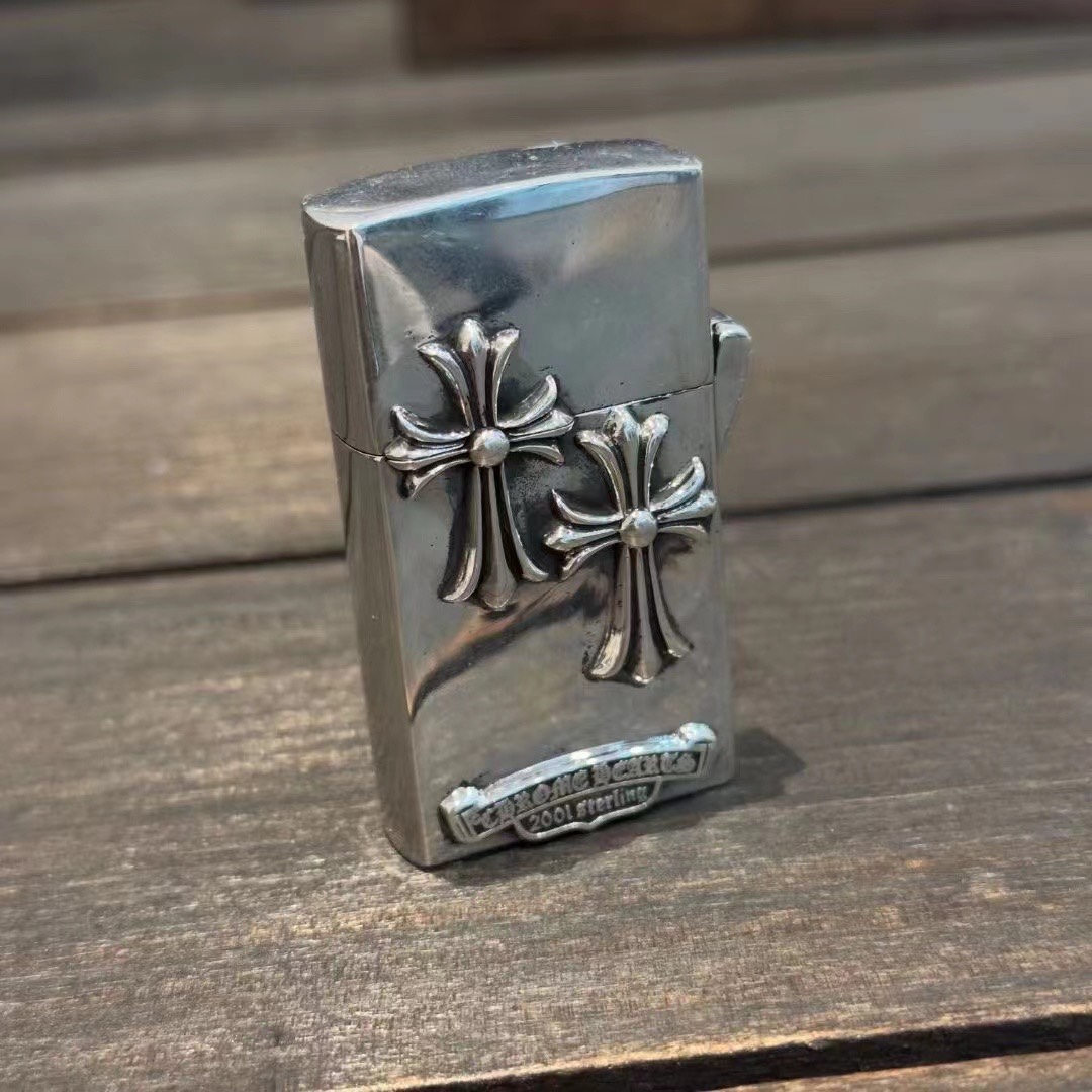 𝐂𝐡𝐫𝐨𝐦𝐞 𝐡𝐞𝐚𝐫𝐭𝐬 teardrop cross lighter