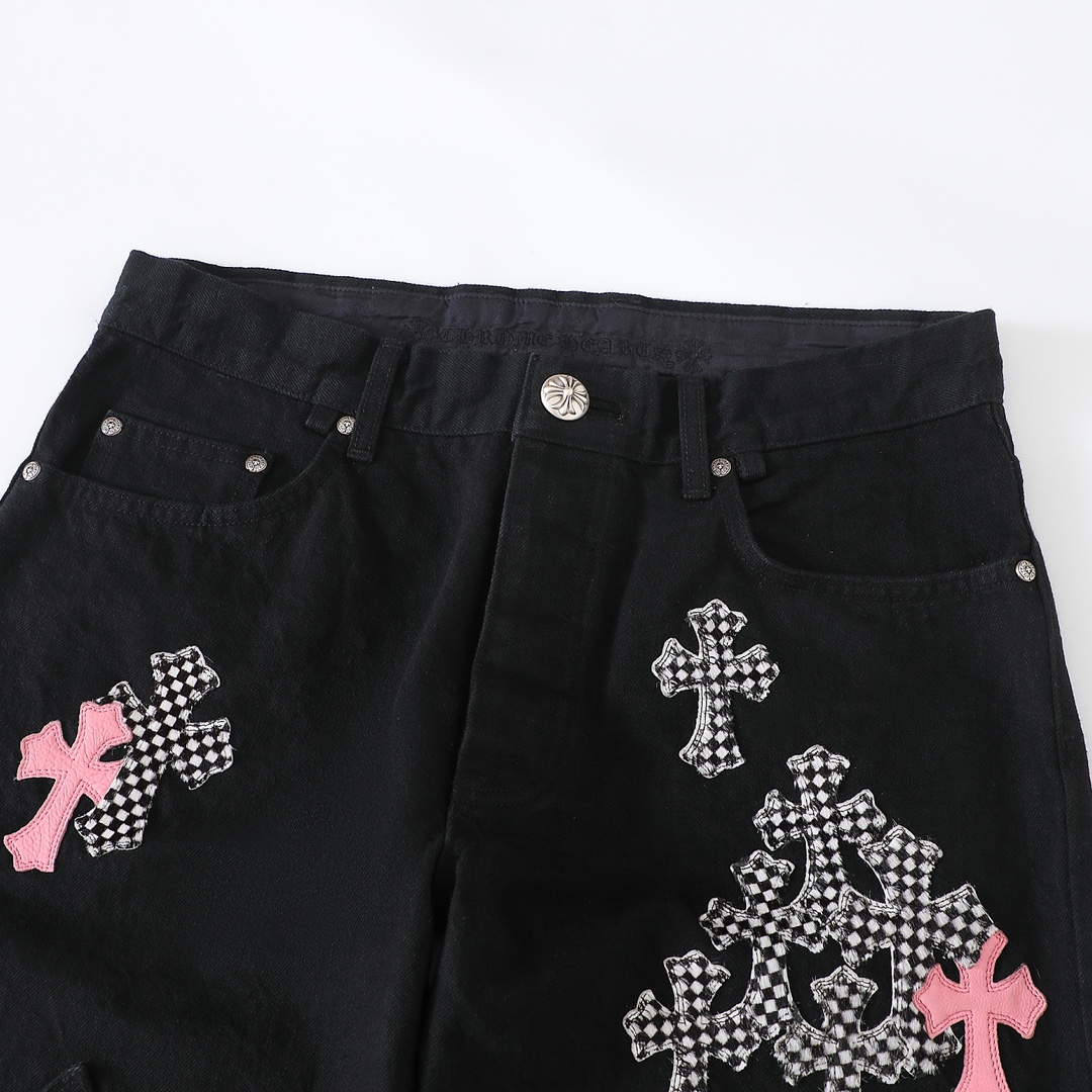 Pink Cross Checkered Flame Pants. This style has been developed over six months with significant investment, as it truly takes time to understand the details of these pants! So many people have asked about them. I believe those who buy from us aren't