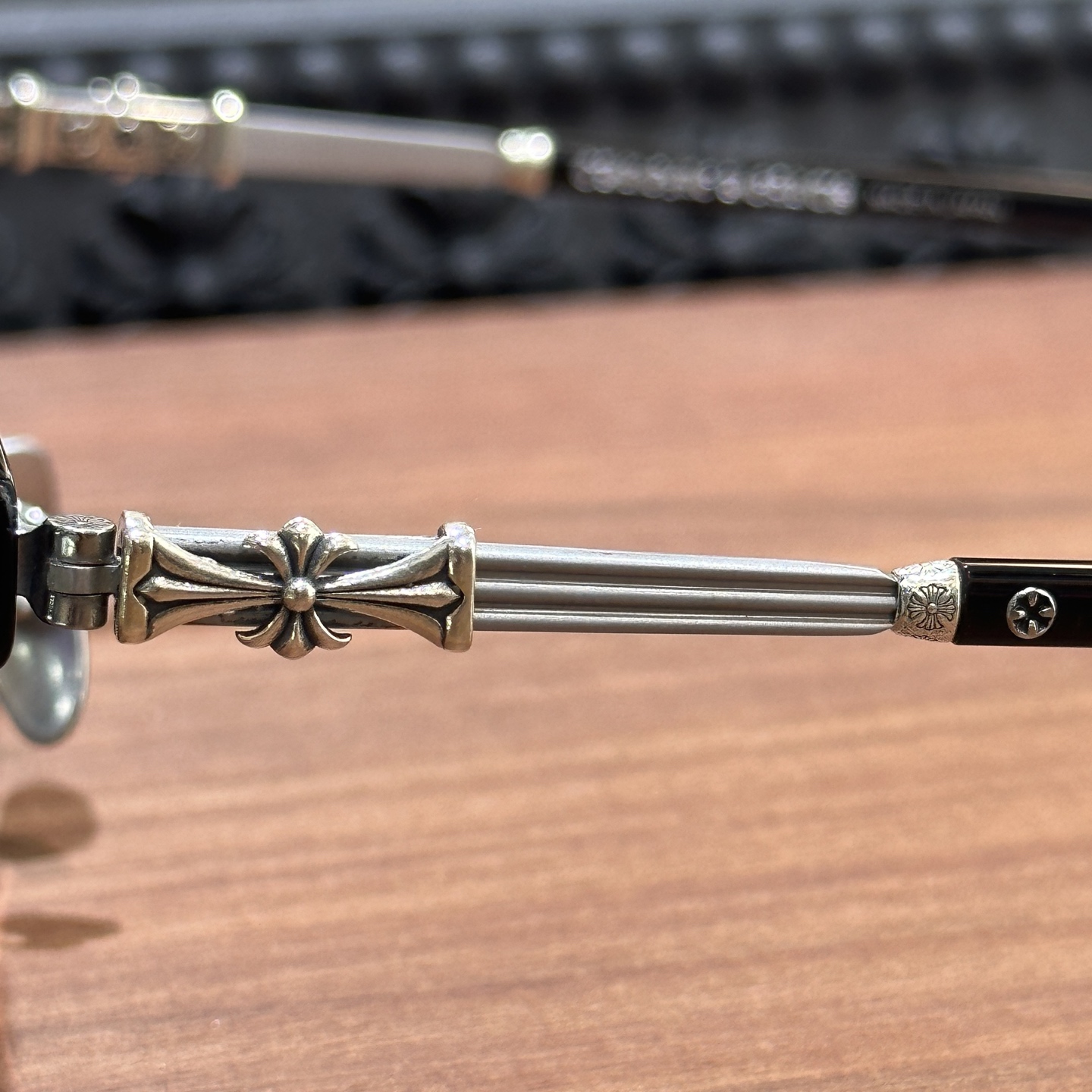 CH Eyeglasses Model: BONENNOISSEUR II Size: 53-19-150