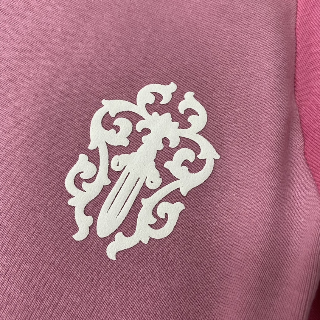 Long sleeve details