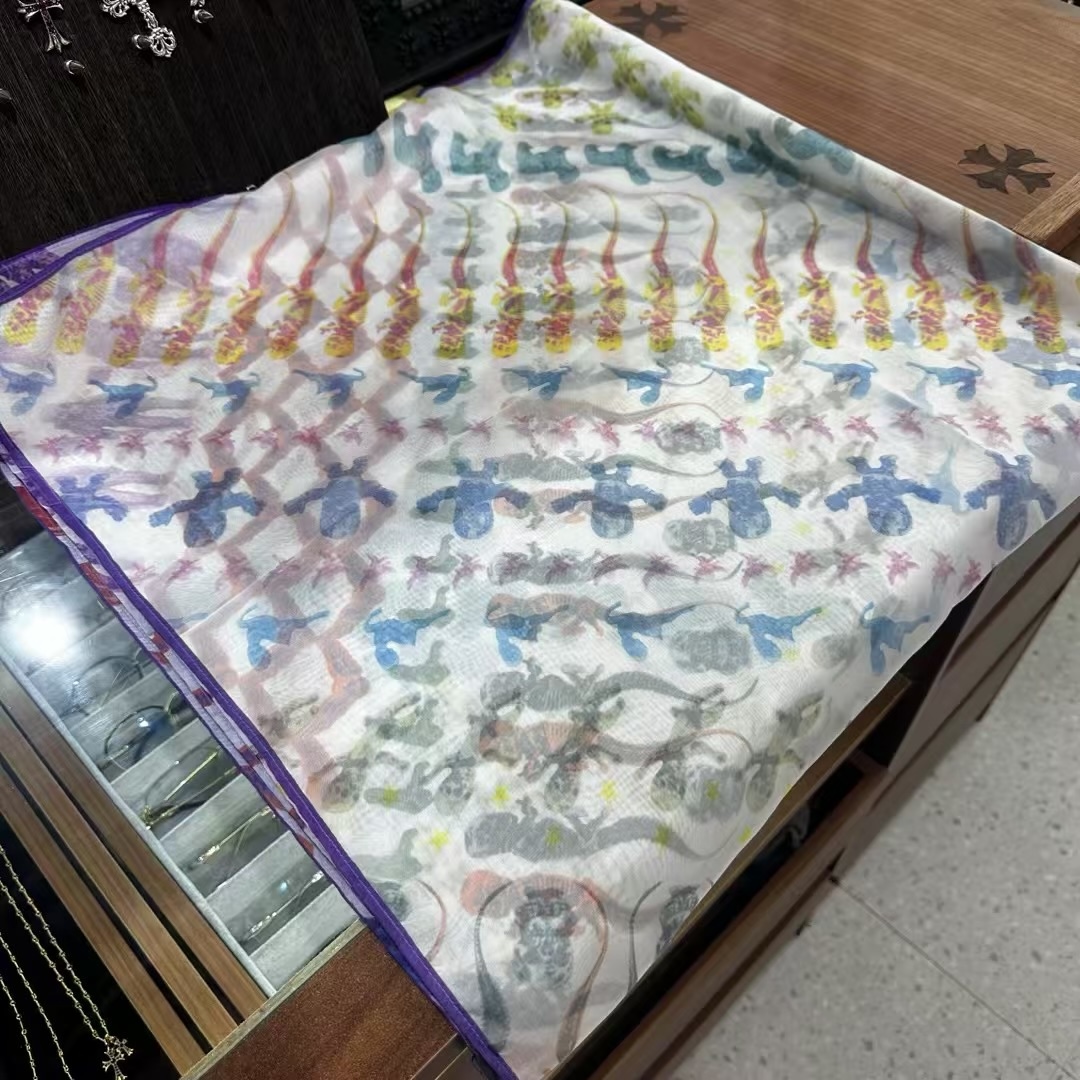 🆕New silk scarf, colorful CH✖️Foti