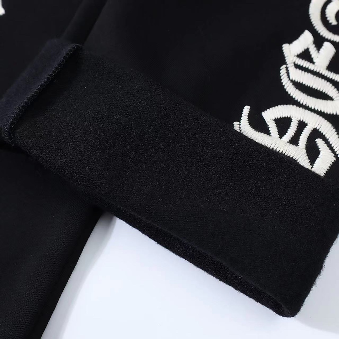 CH Rock Limited Edition Chestnut Brown Casual Fleece Sweatpants. Custom-woven and dyed 480g thick pure cotton knit fabric with added fleece. Made with imported top-grain lambskin (not ordinary artificial leather). Custom-made silver embellishments. W