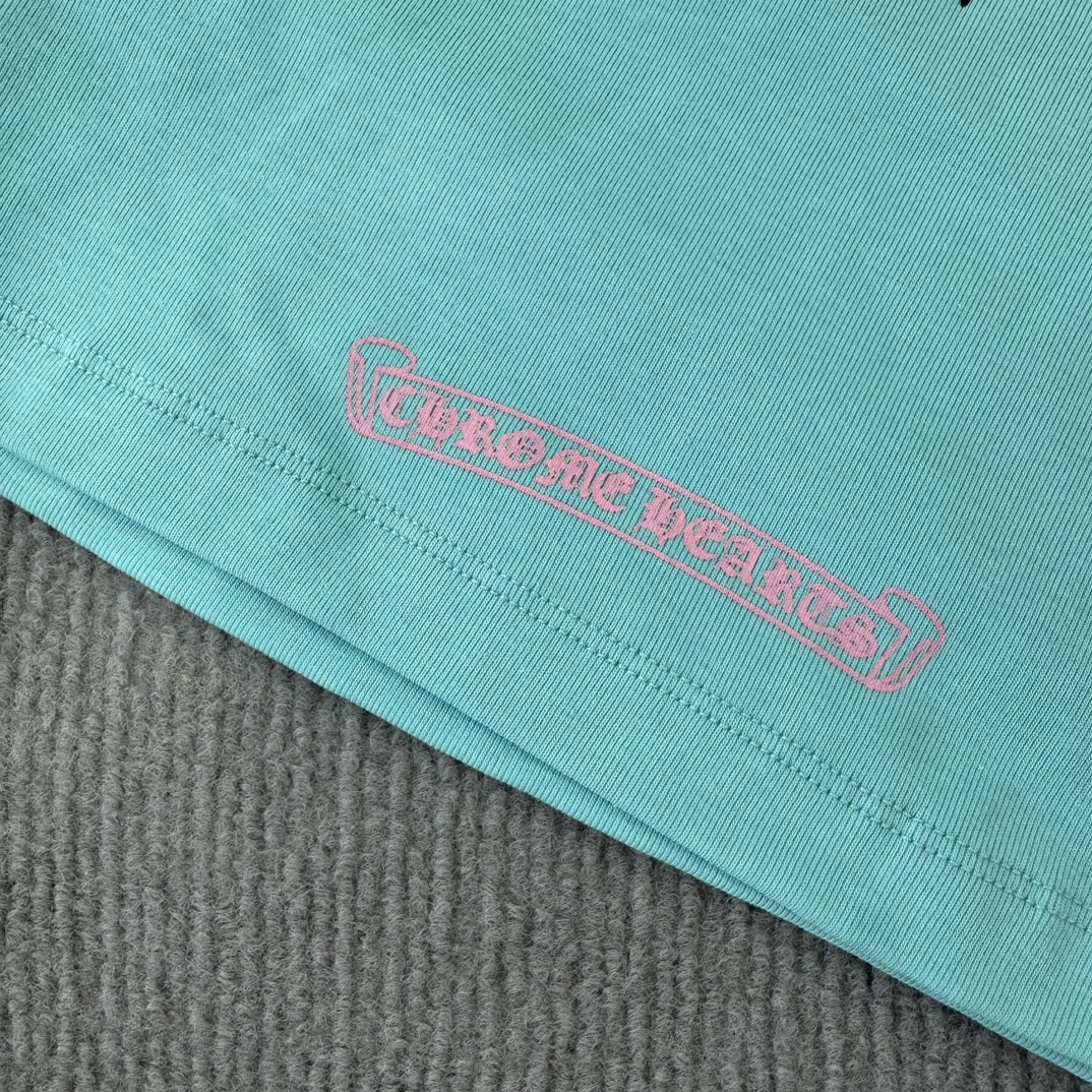 Chrome Hearts Deadly Doll Print Women's Short-Sleeve T-ShirtMade with stretch ribbed fabric, color-blocked design flatters skin tone, imported ink printing!Sizes: S, M, L