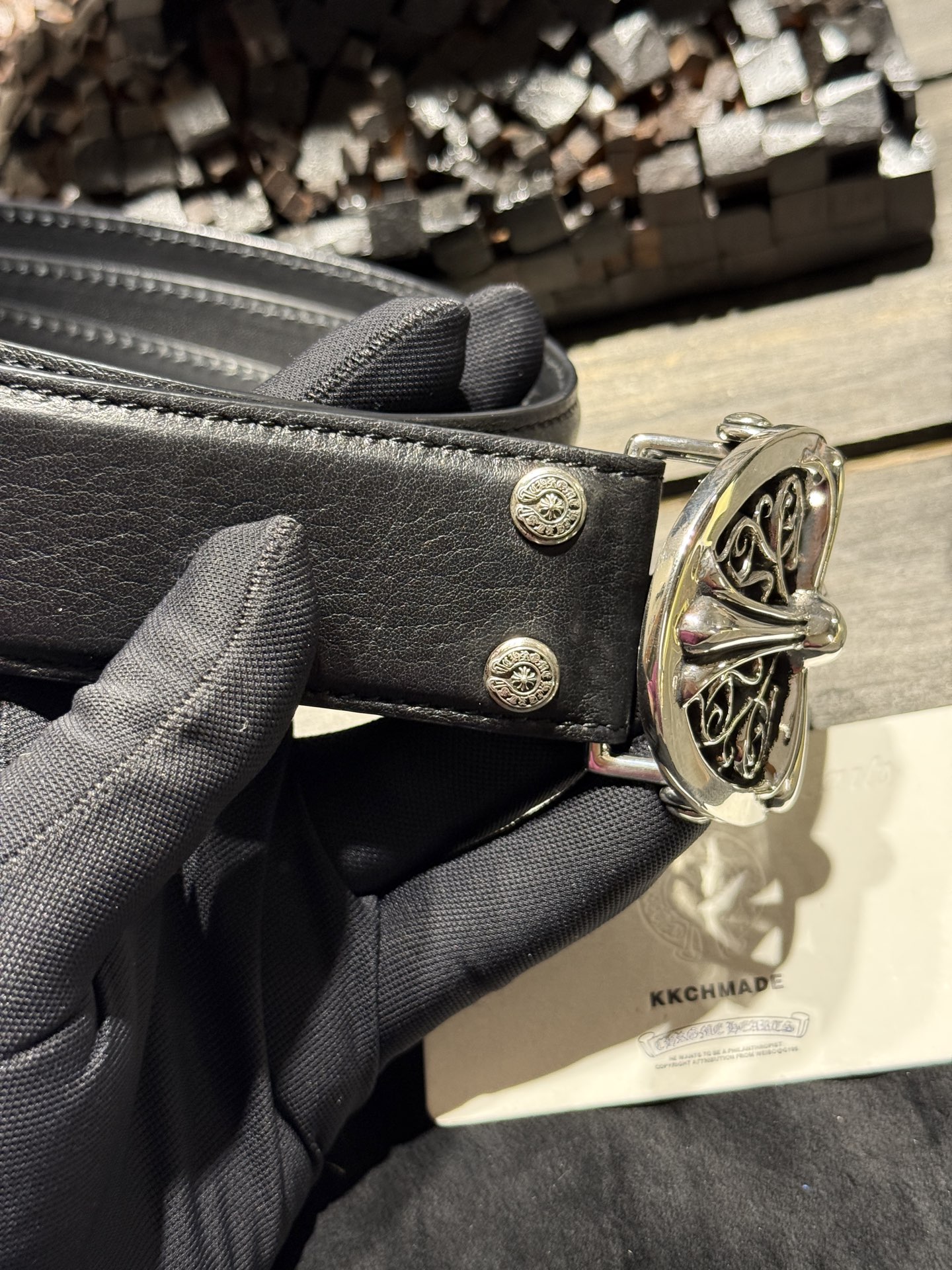 Custom-ordered 🔝vine cross leather beltOriginal South American cowhide leather, heavy-duty 925 sterling silver hardware, top-notch detailing, unparalleled quality!