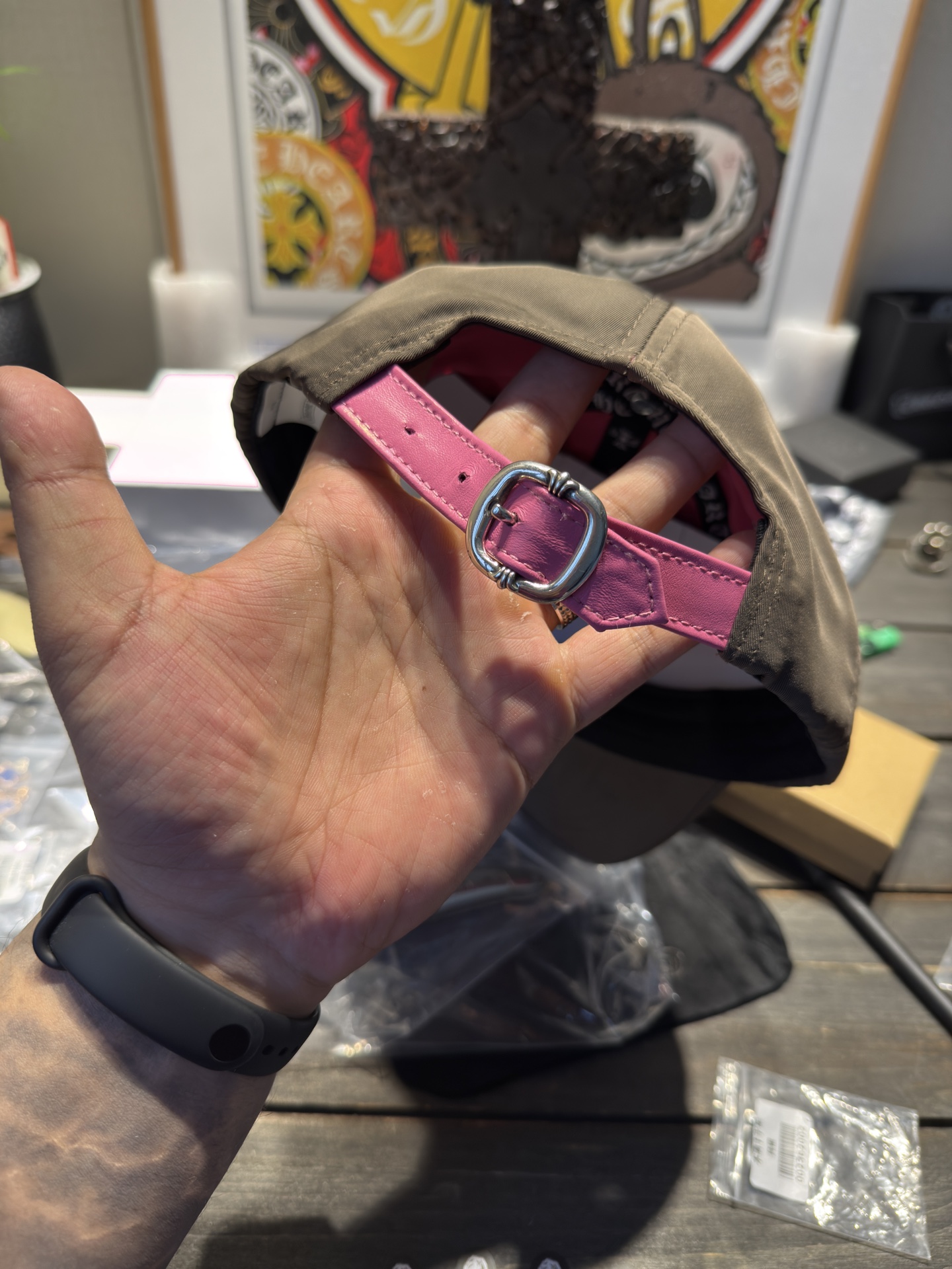 Custom-ordered heart-shaped baseball cap with exclusive D-ring buckle/cross top buckle + premium car emblem.