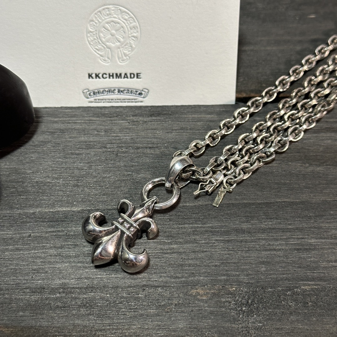 Customer order 📸 Medium-sized Scout floral garland + letter chain