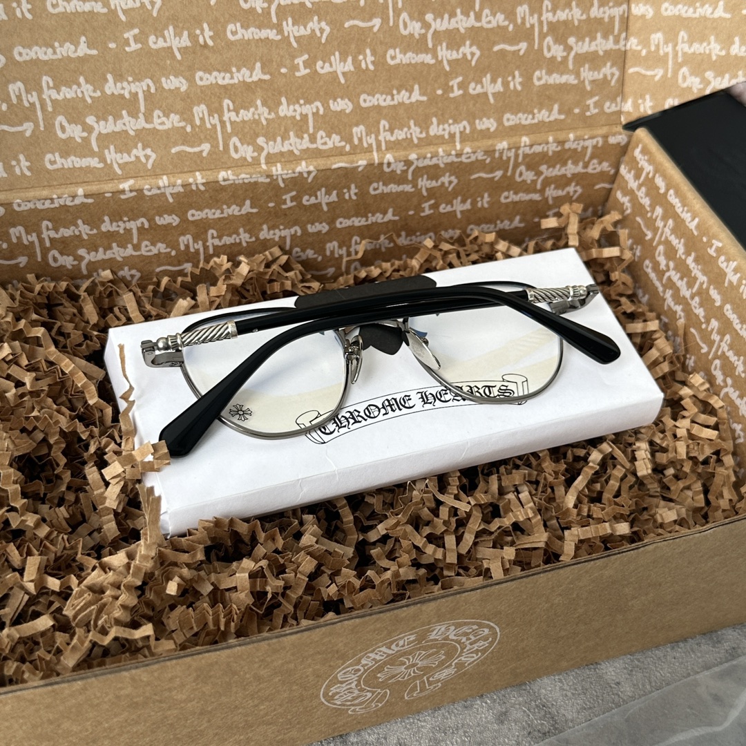 Chrome HeartsGAG Sterling Silver Eyeglass FramesExclusive online, Black Silver, Italian Imported MaterialsOriginal Price: ¥12400 (Authentic), VIP Price: ¥9300Developed with 925 Sterling Silver Frames, 1:1 High-Replica, TITANIUM IP, Genuine Japane