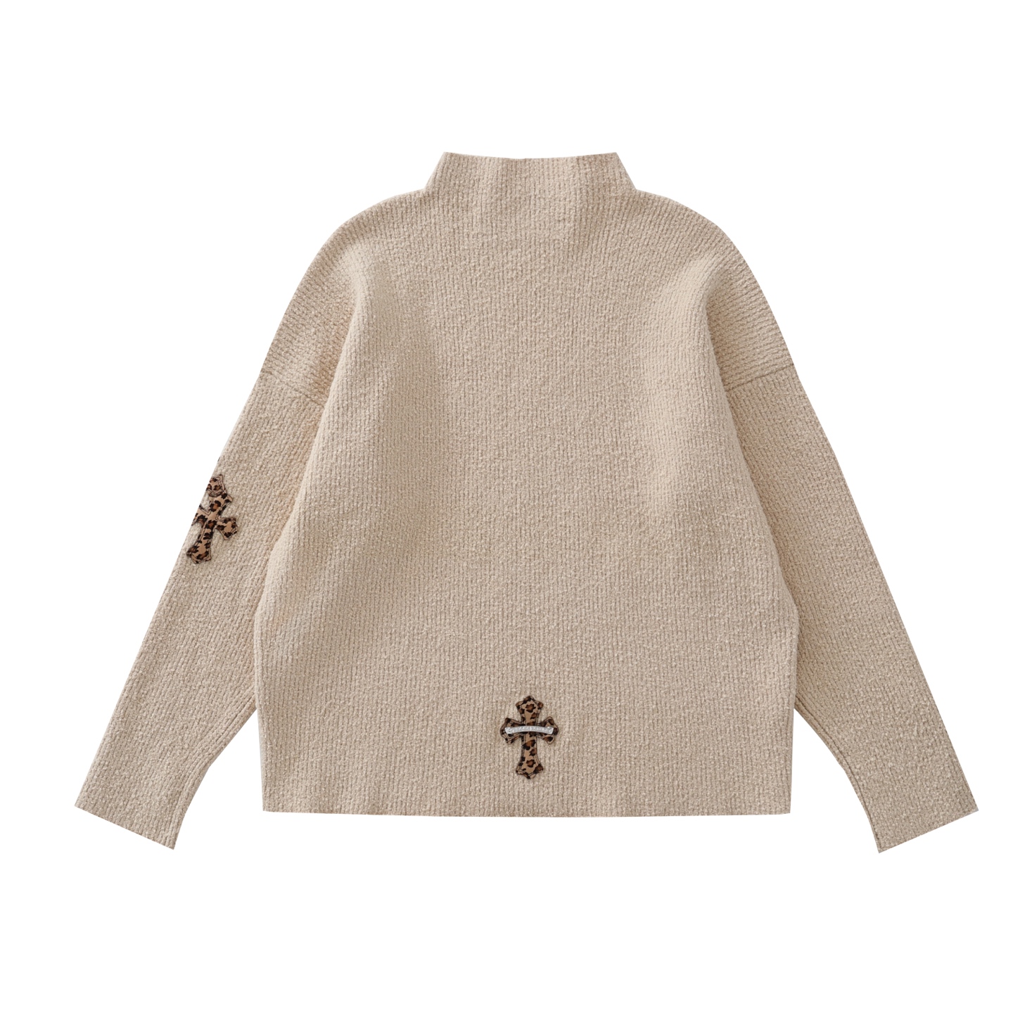 CH's new leopard print cross cream-colored sweater. All sizes are now available. Original version purchased from Hangzhou Guozhuan in January for 20,000 RMB. Custom-dyed fancy yarn, a blend of three yarns, made of 82% cotton, 16% nylon, and 2% spande