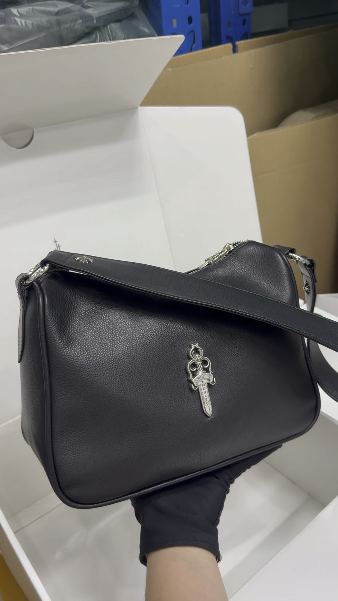 Customer order 📸 Sword and large chicken nuggets