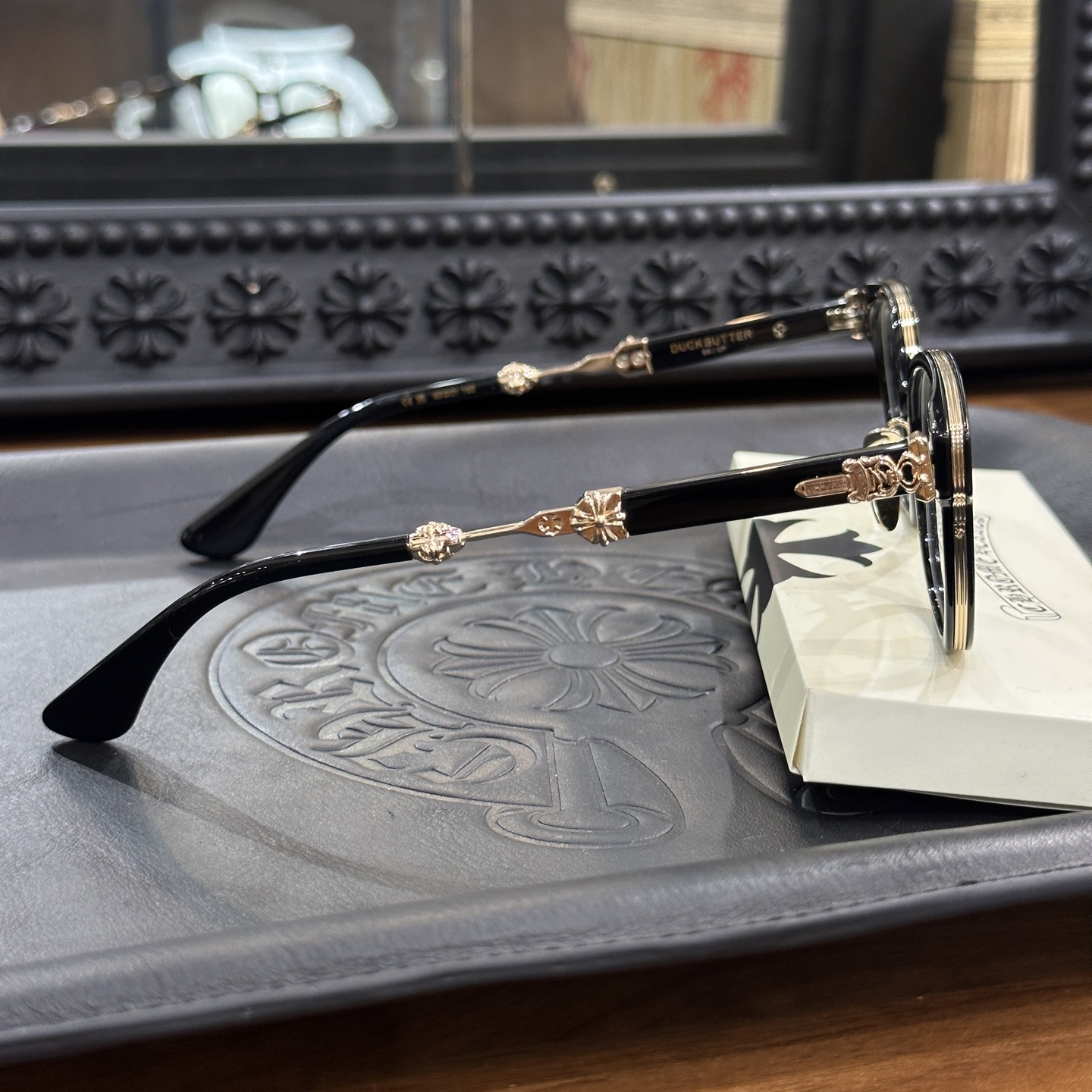 Chrome Hearts Eyeglasses FramesModel: DUCK BUTTERSize: 52 (21-152)Three Colors: Black/Silver, Black/Gold, Transparent Gold
